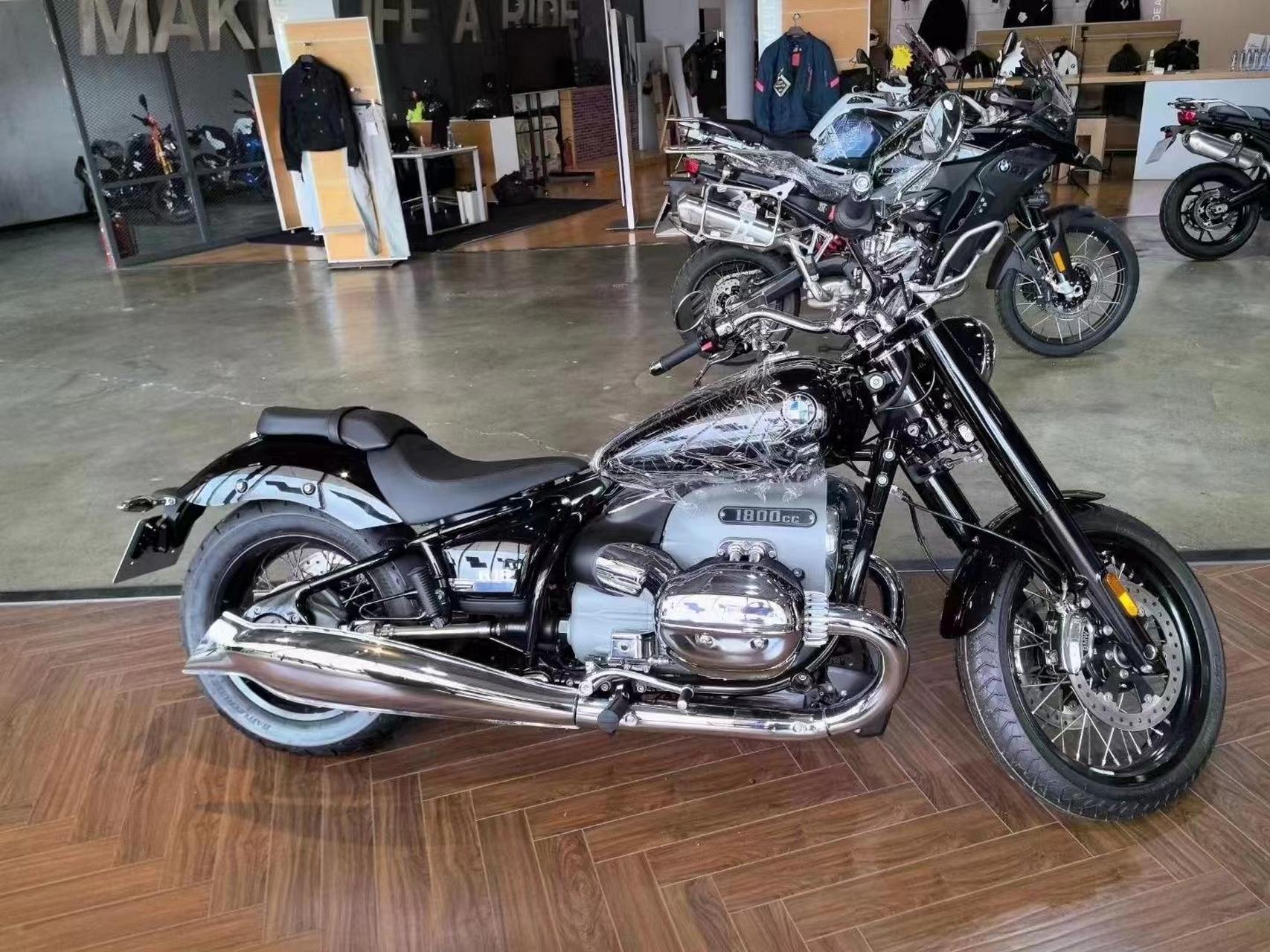 全新bmw r18拳击手.