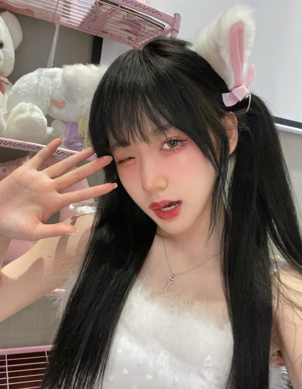 小幸子· 出生于2001年,来自四川成都,射手座