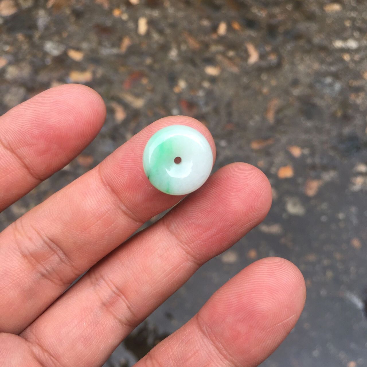 项链吊坠,白底青翡翠玉平安扣  498平安扣绿很绿,底子稍粗 298路路通