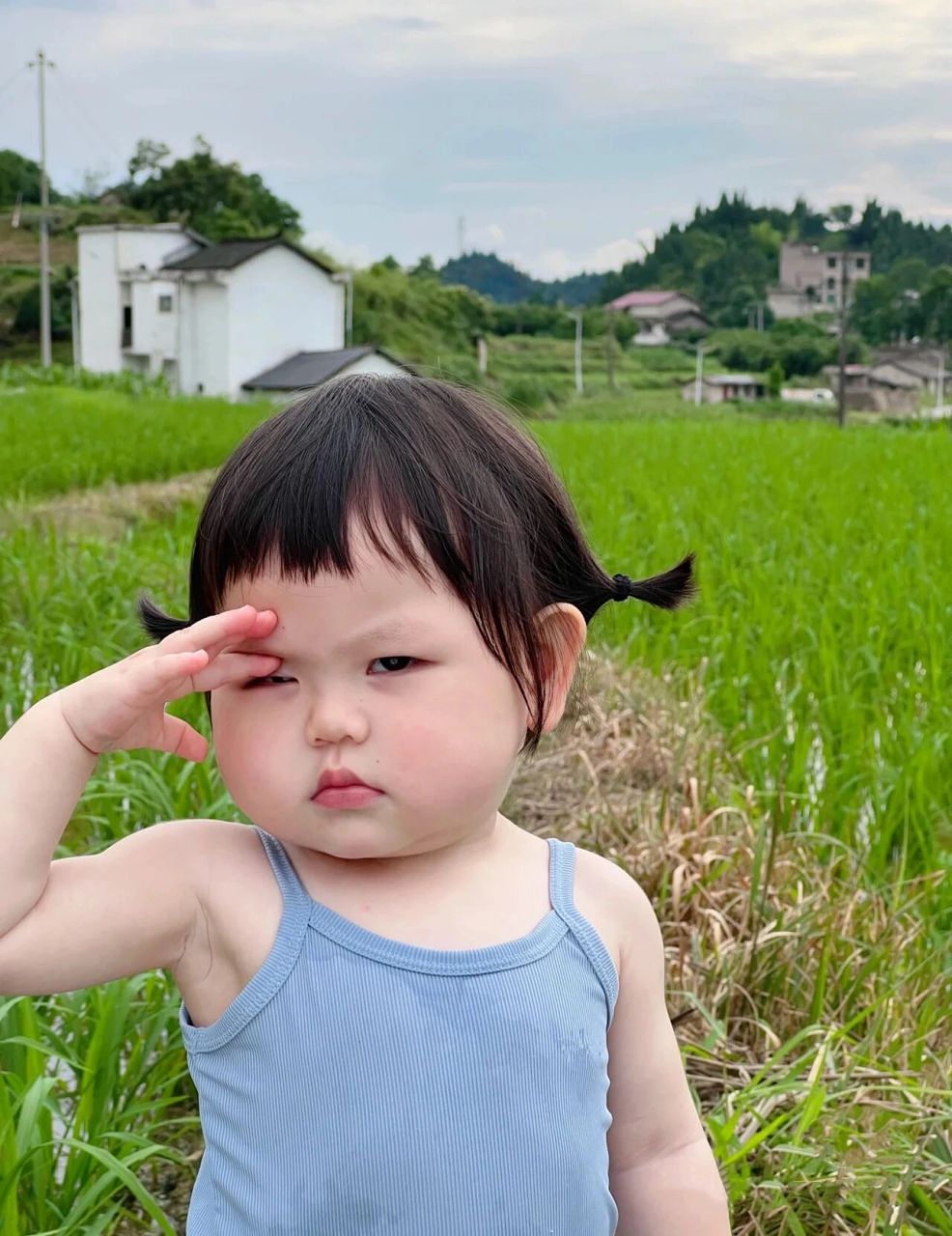 瑶一瑶小肉包 | 萌娃表情包 好可爱的瑶一瑶妹妹呀!