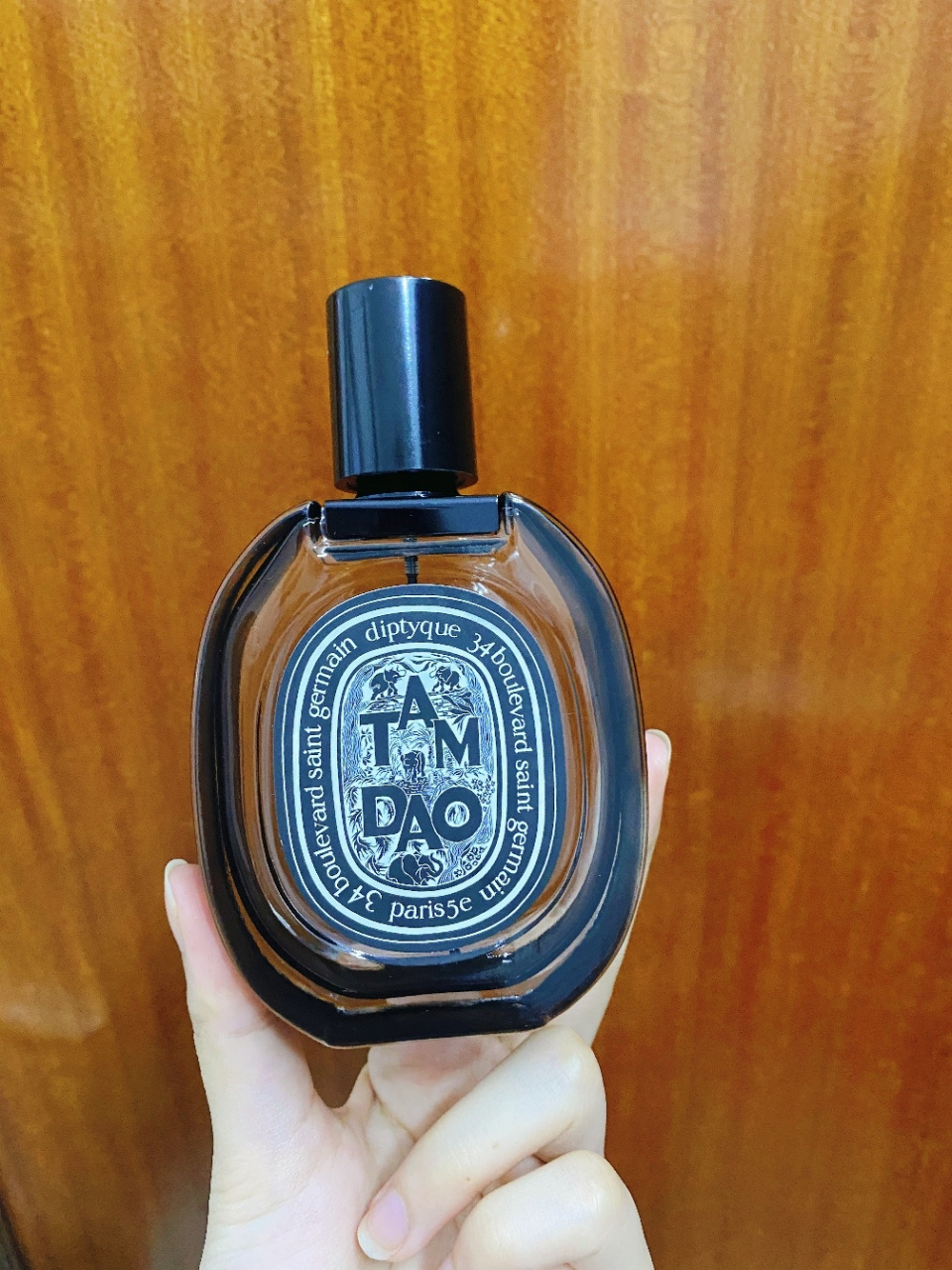 蒂普提克 檀道 檀道作为檀香木入门是非常合适的,因为你既能闻到檀香