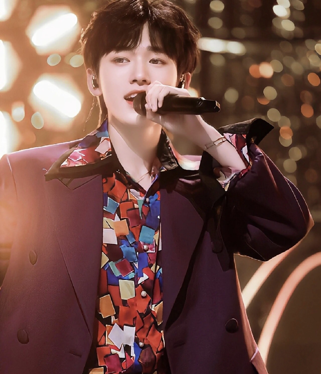 宋亚轩神图第五弹来啦～真的超级帅!