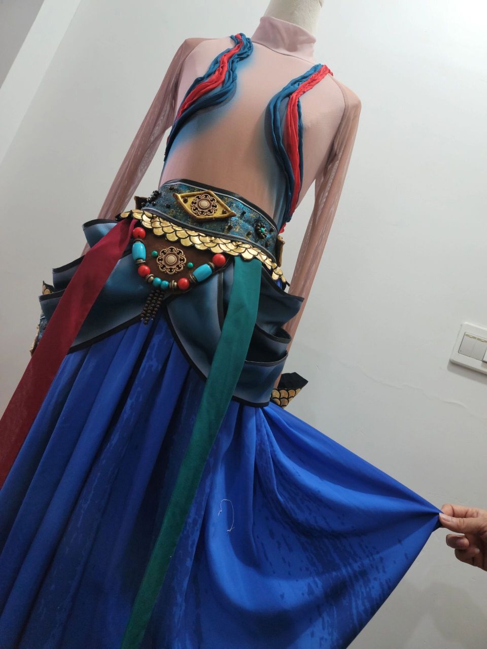 满壁铅华敦煌群舞