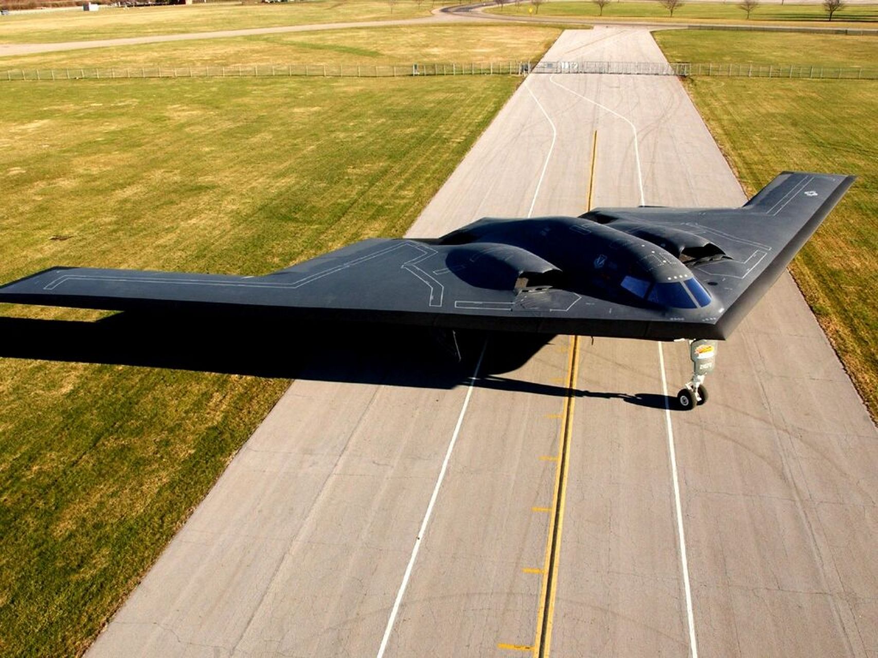 b2轰炸机-以幽灵之名的暗黑科技的集合 b-2轰炸机(英文:b-2 stealth