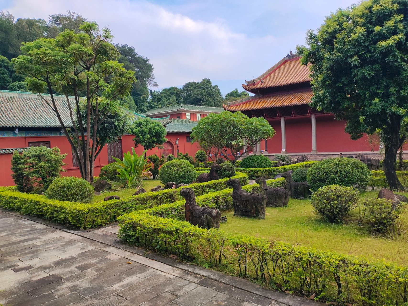 江门学宫,红墙绿瓦的小故宫 99新会博物馆 也叫做新会学宫,不用门票