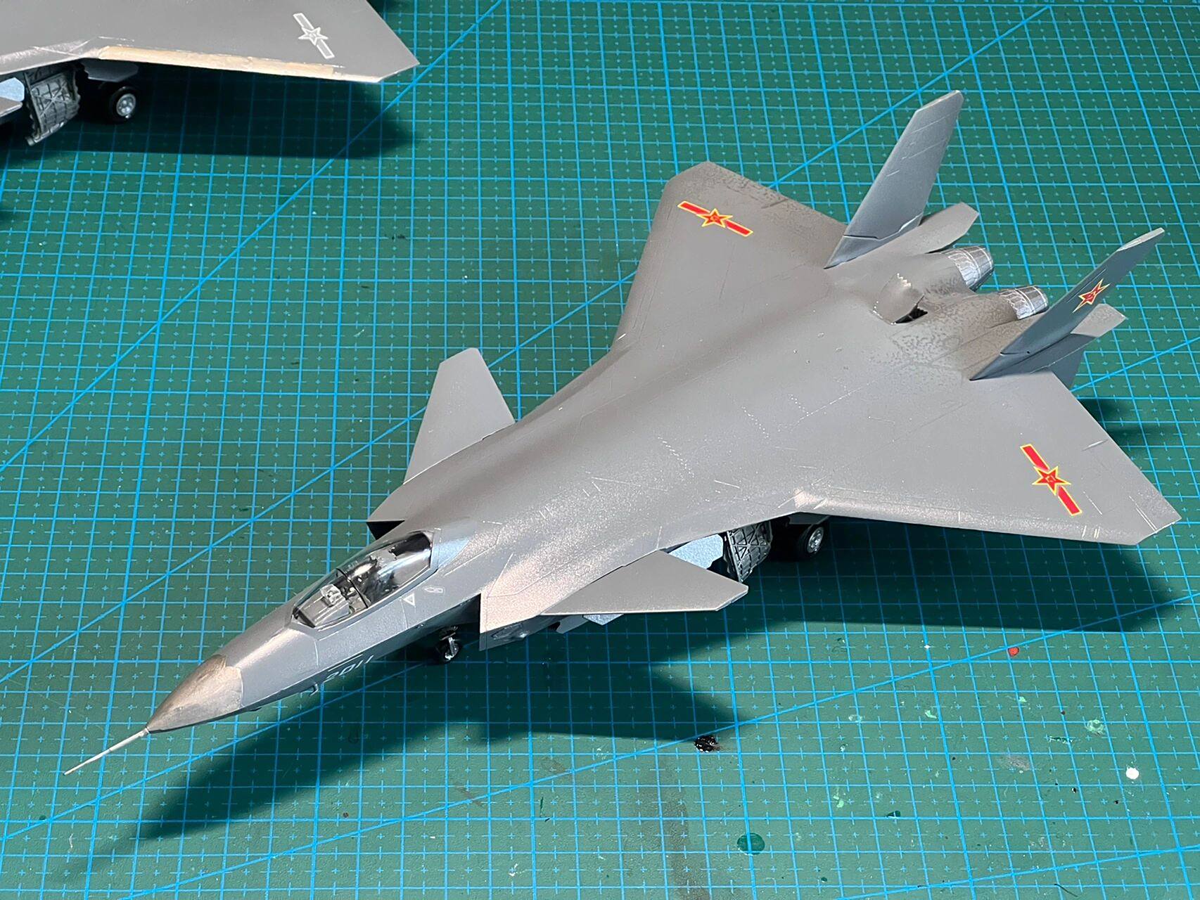 小号手歼20飞机模型1/72中国战斗机 小号手歼20飞机模型1/72中国战斗