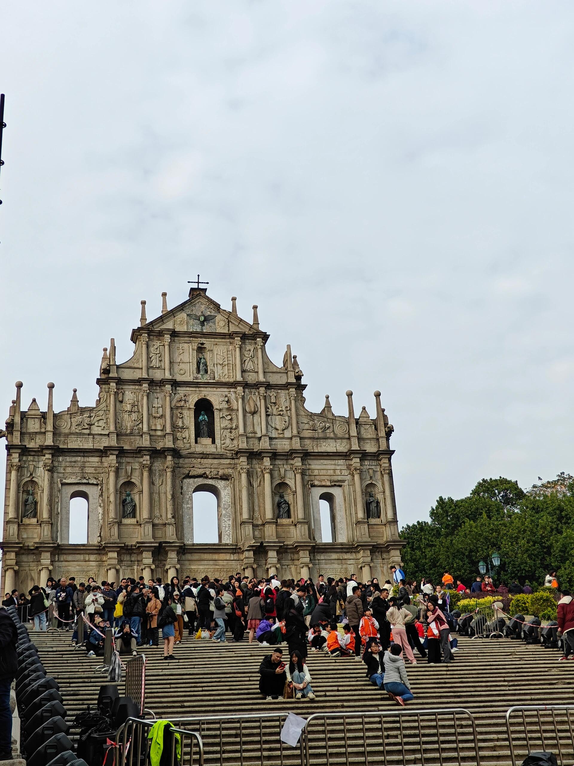 澳门大三巴-澳门手机论坛的简单介绍