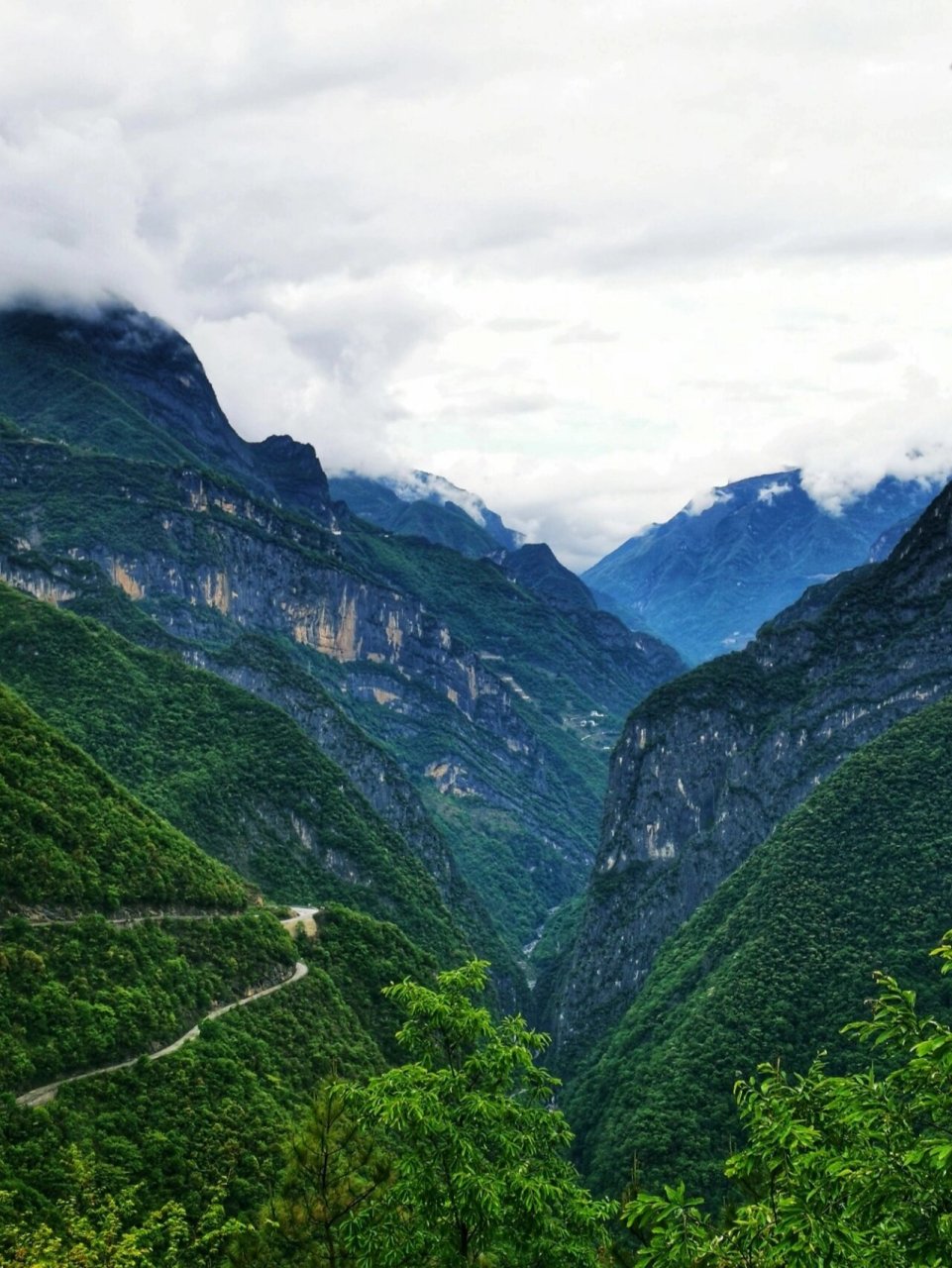 重庆大峡谷景区图片