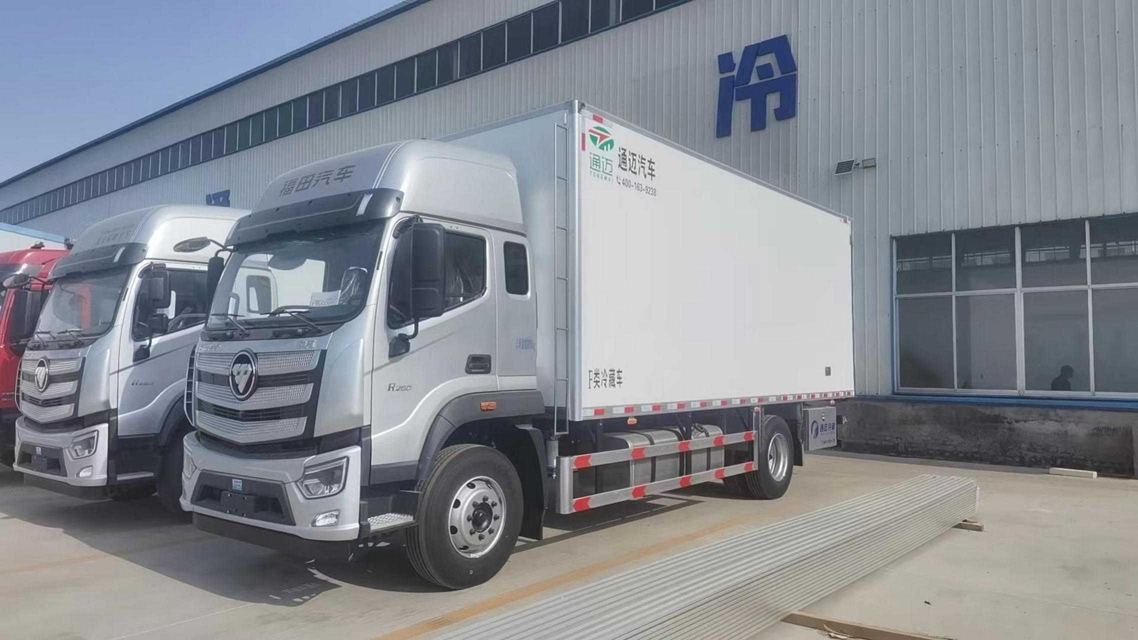 8冷藏车带肉勾,通风槽,松芝1100冷机或冰森1080冷机,新华泰冷机,现车