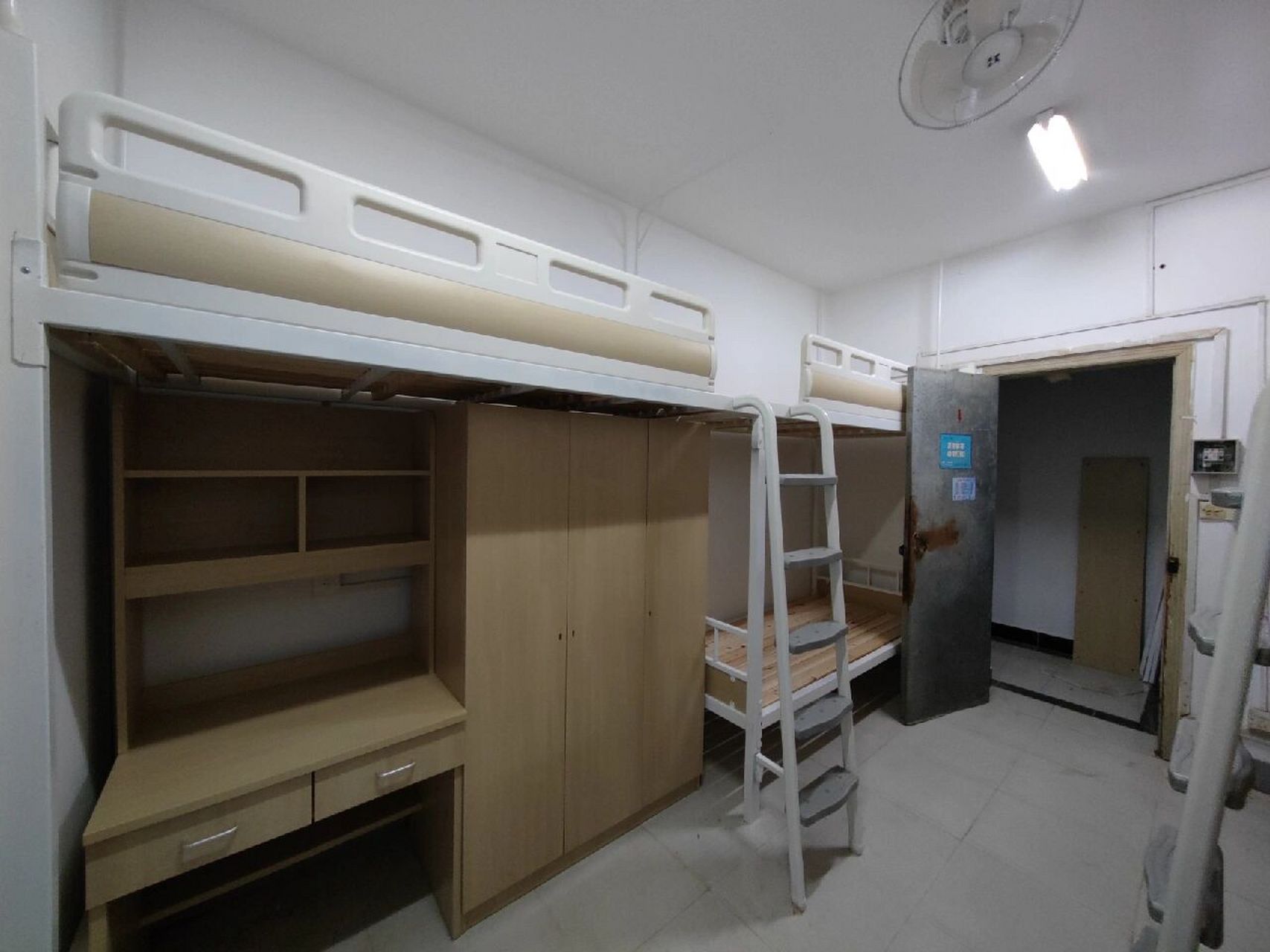 南京工业大学象山学生宿舍介绍五人间篇 象山苑学生宿舍为我校一个较