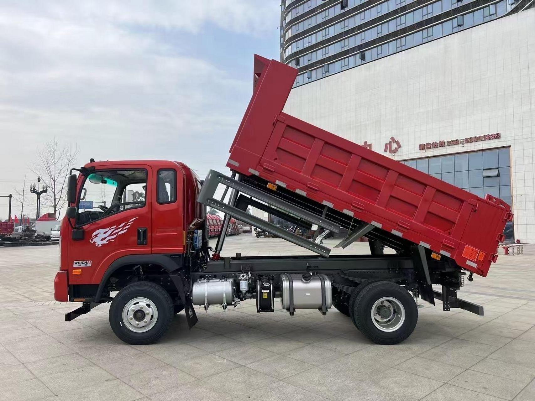 中国重汽王牌自卸汽车,国六潍柴170马力,法士特8档变速箱,1080后桥,3.