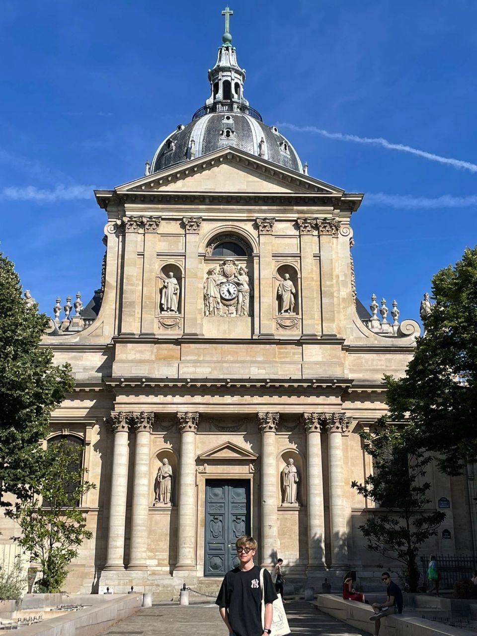 一起来索邦大学参观吧!