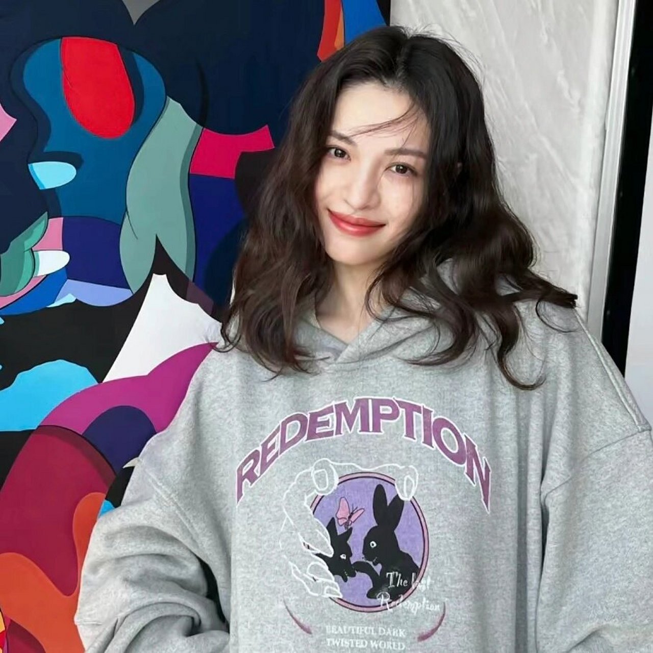 换个美美的头像「钟楚曦」