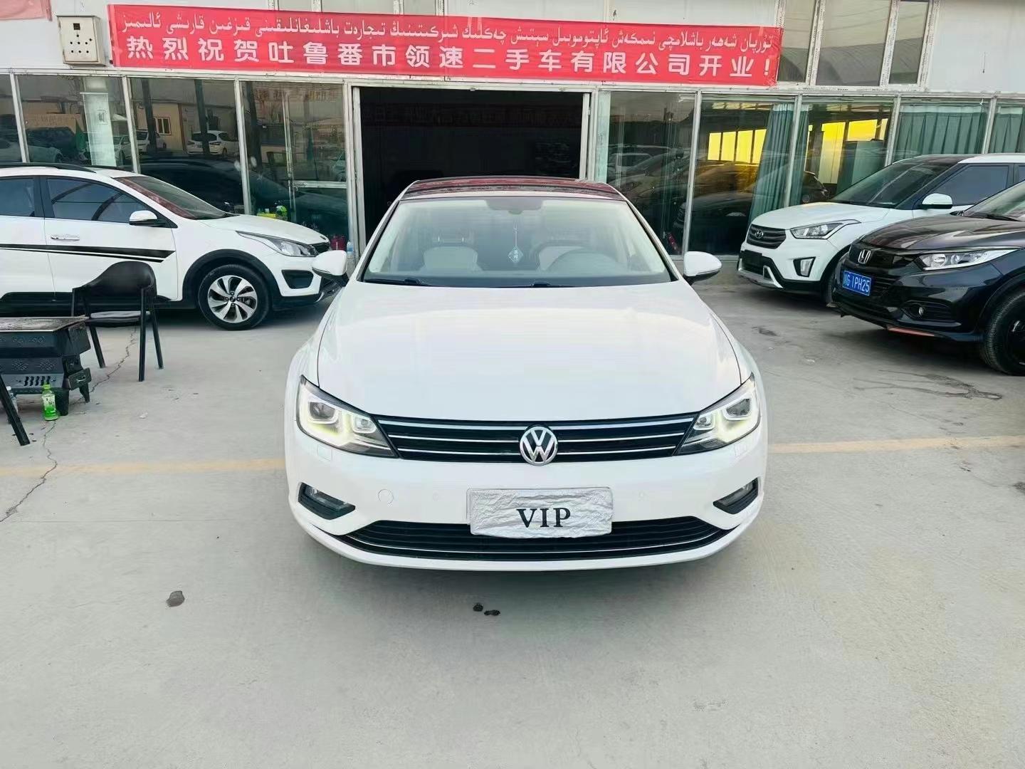 拉曼多·亚曼多 2016年的大众拉曼多330,自动挡, 1