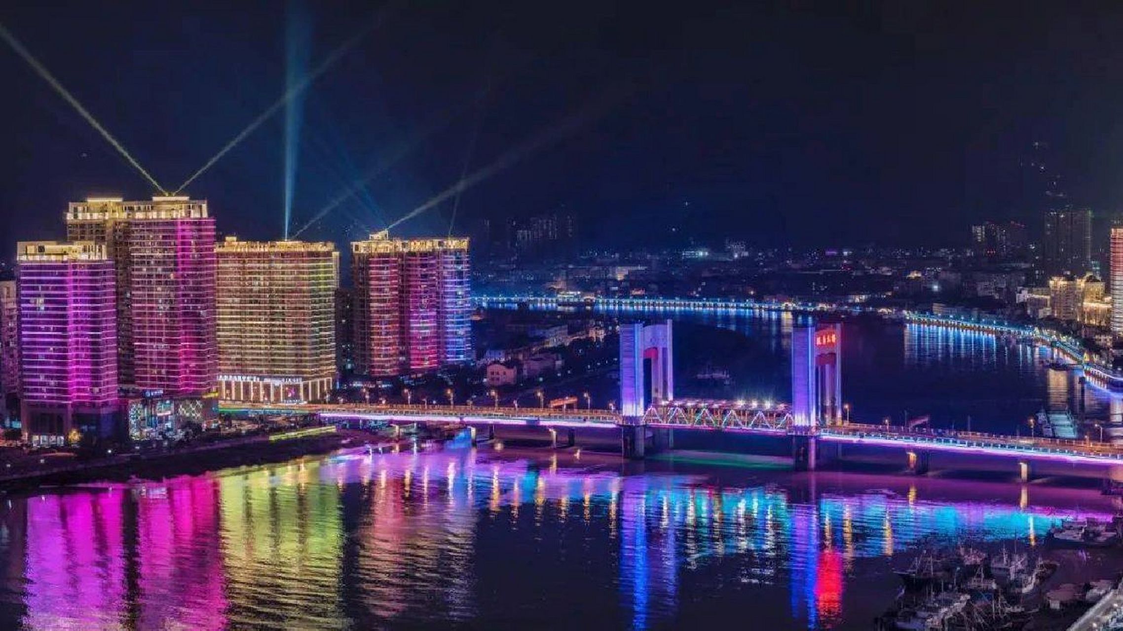 中国第一座镇改县级 龙港市  方岩下 青龙江畔白鹭飞 五水共治如春雷