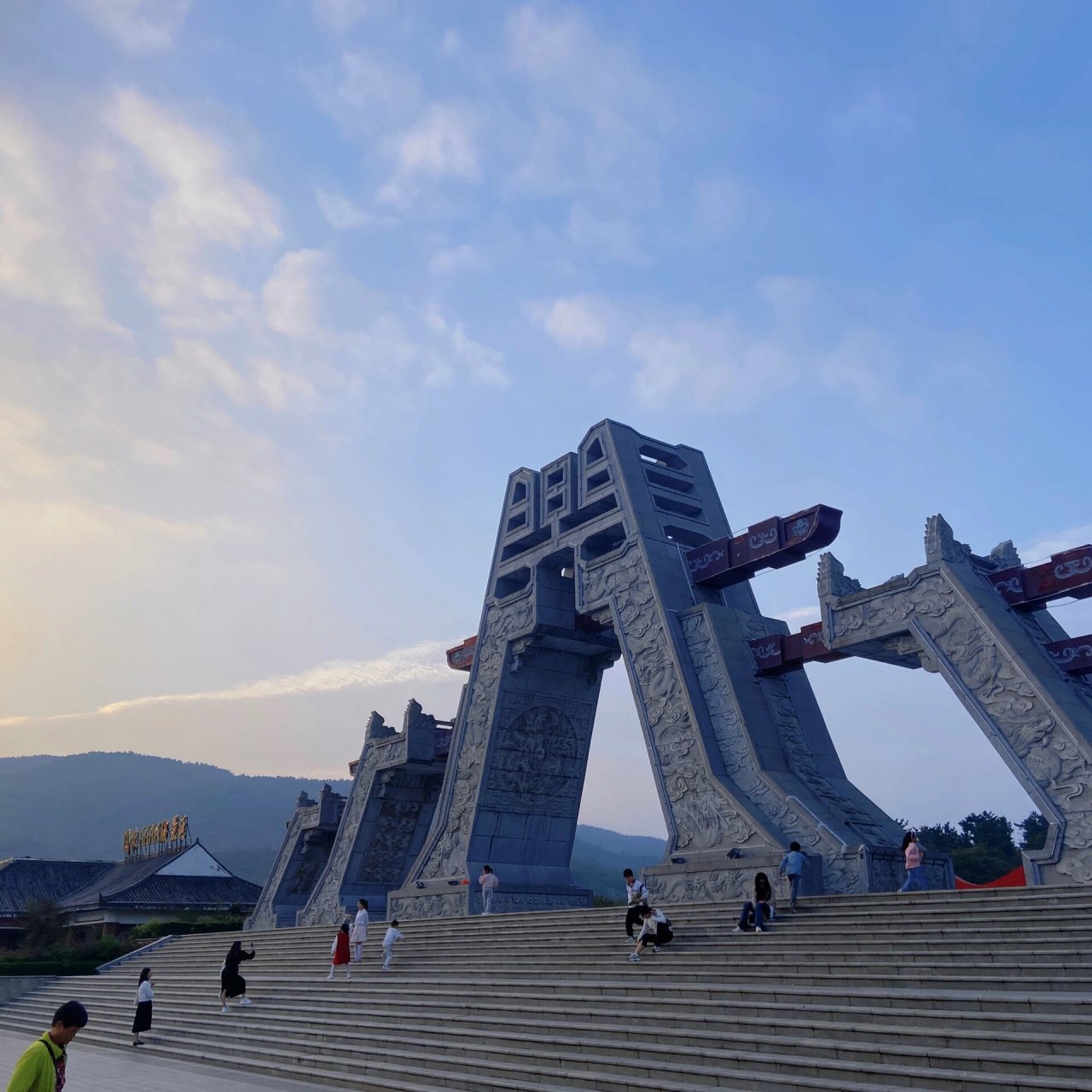 驻马店:老乐山 在没有天花板的地方,大口吸氧