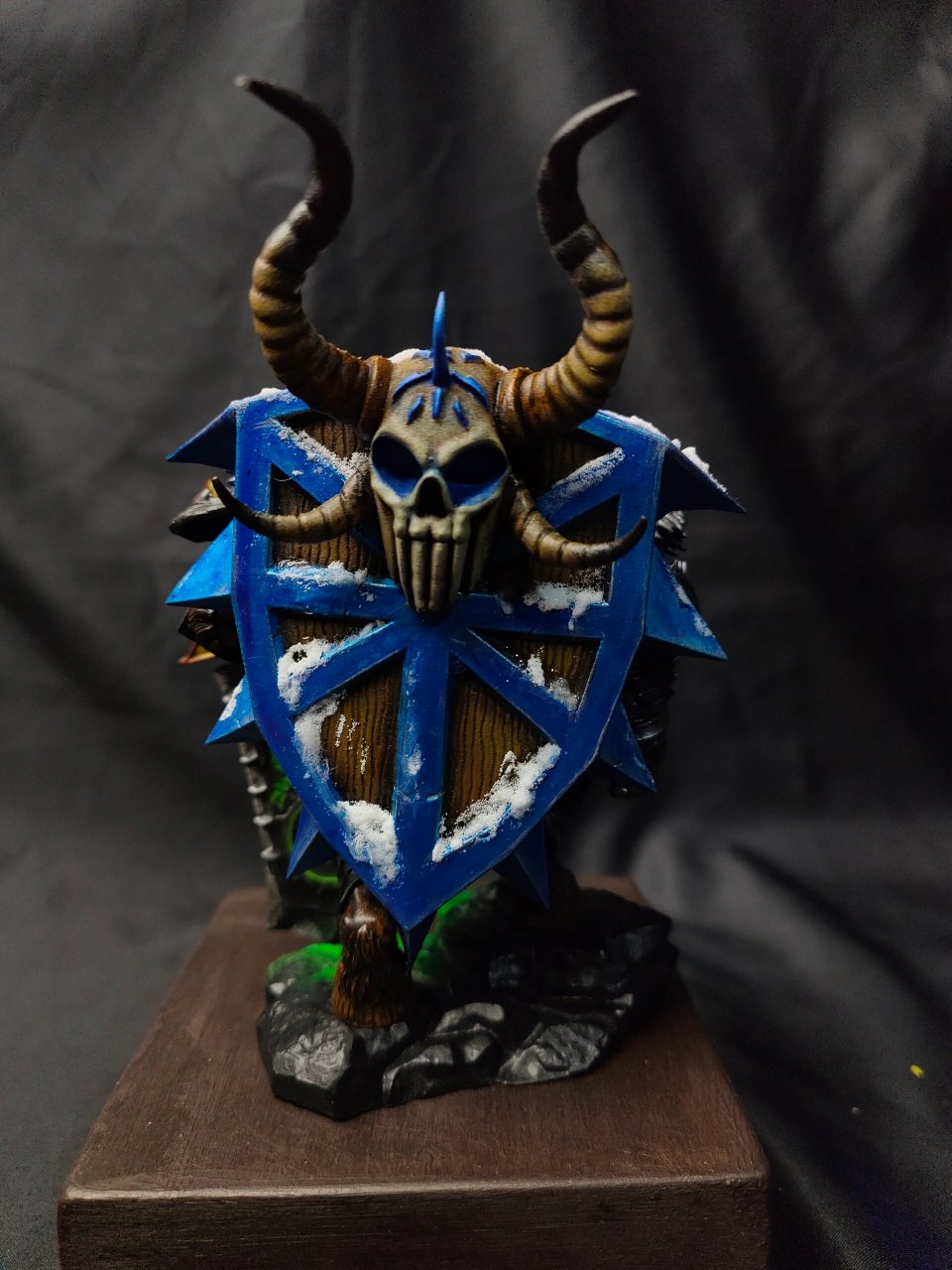 魔兽世界手办t3牛头人战士他来了! 捡漏款!