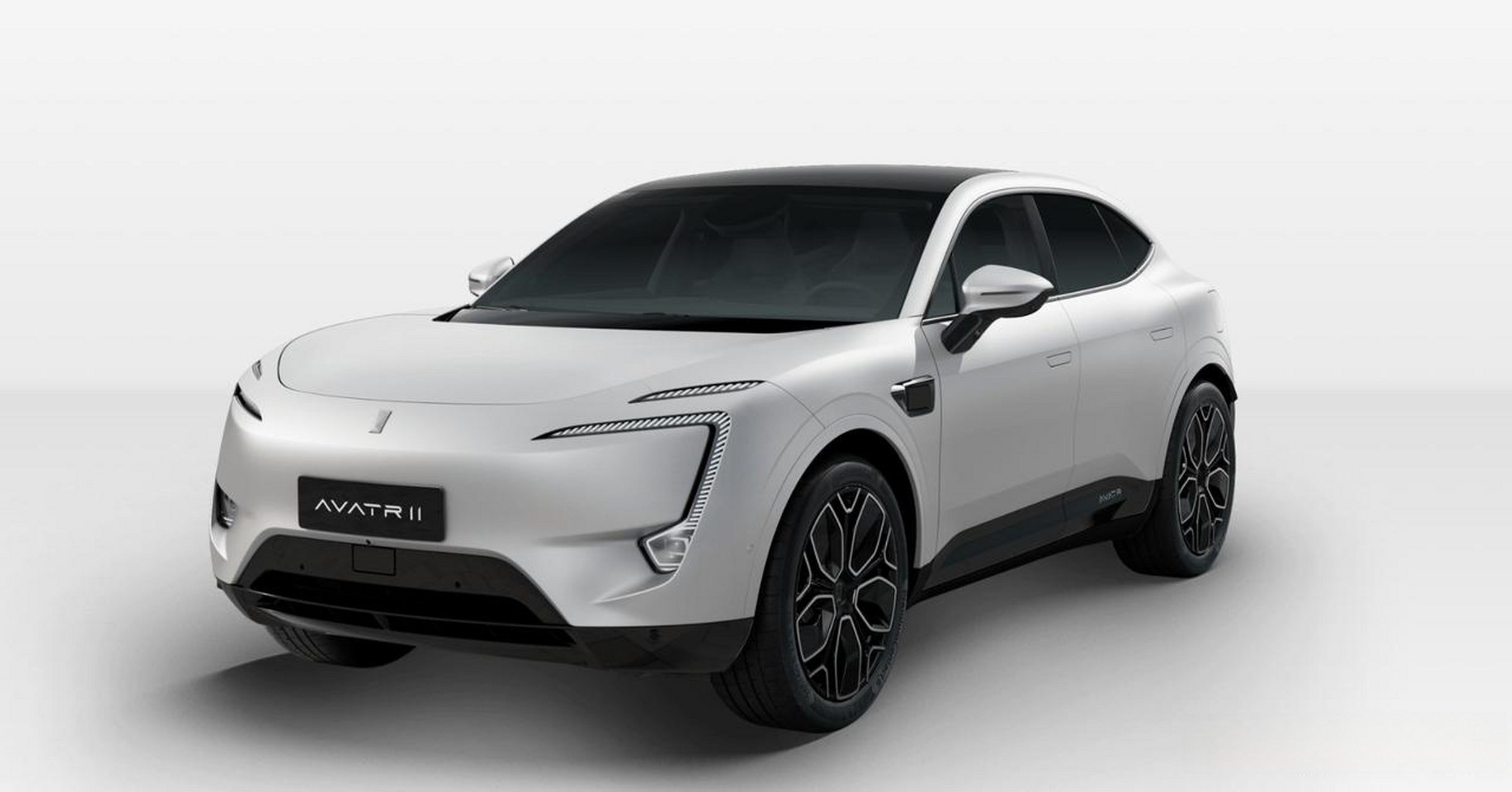 定位系统,高清地图以及进阶人工智能技术,实现汽车的自主驾驶辅助功能