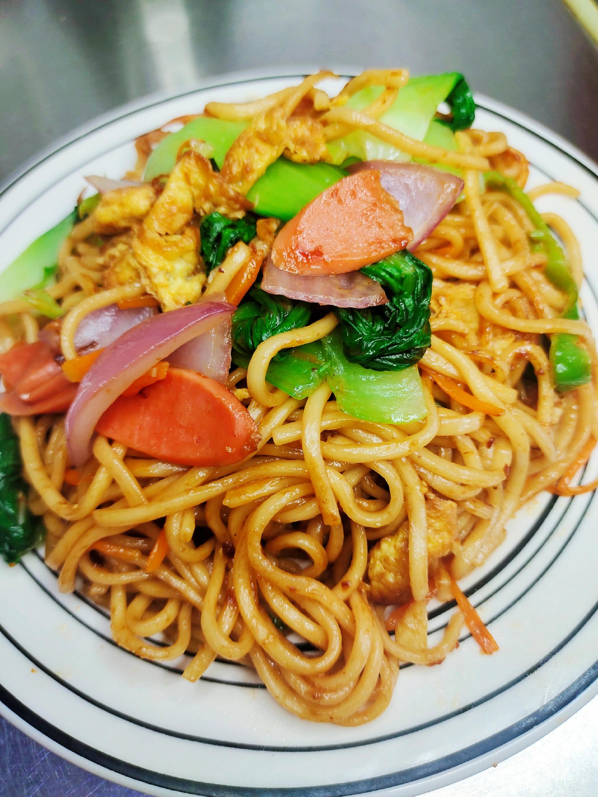 鸡蛋火腿家常炒面这样做太好吃啦超简单‼️ 鸡蛋火腿真是百搭