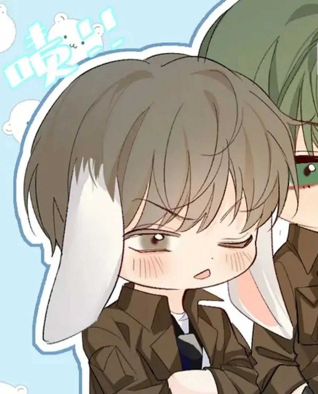 言逸的外表陆上锦的脾气,可爱陆言 升旗台另外一端有个小队,穿着同样