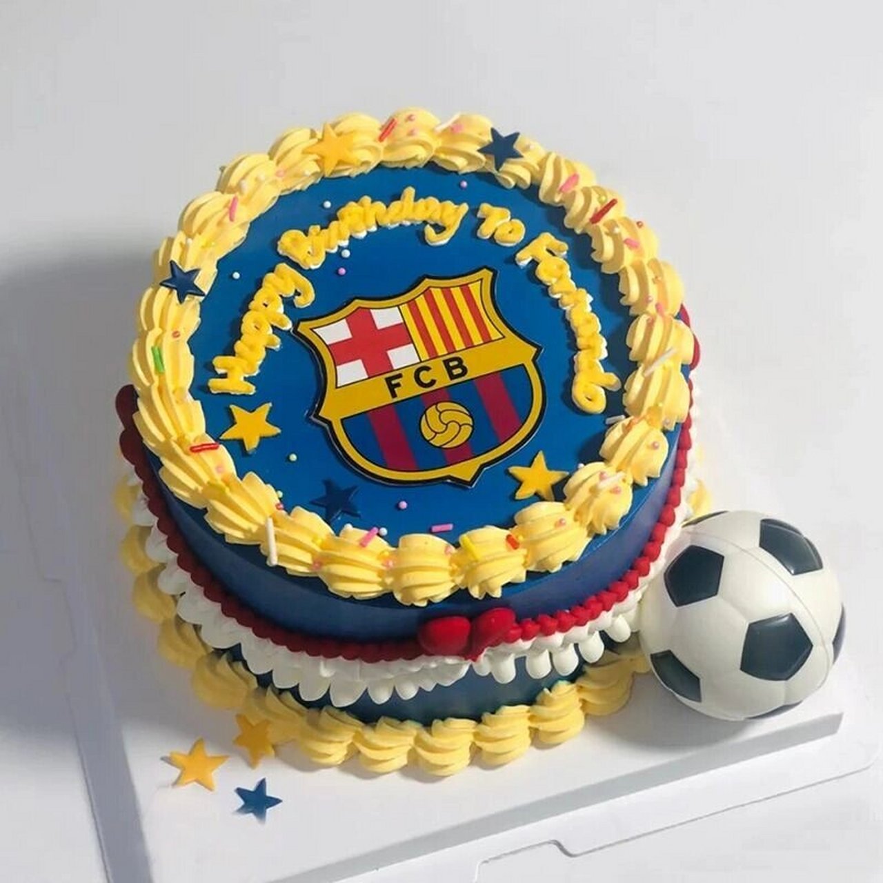 皇家马德里足球主题蛋糕,送给球迷朋友最好 皇家马德里足球主题蛋糕