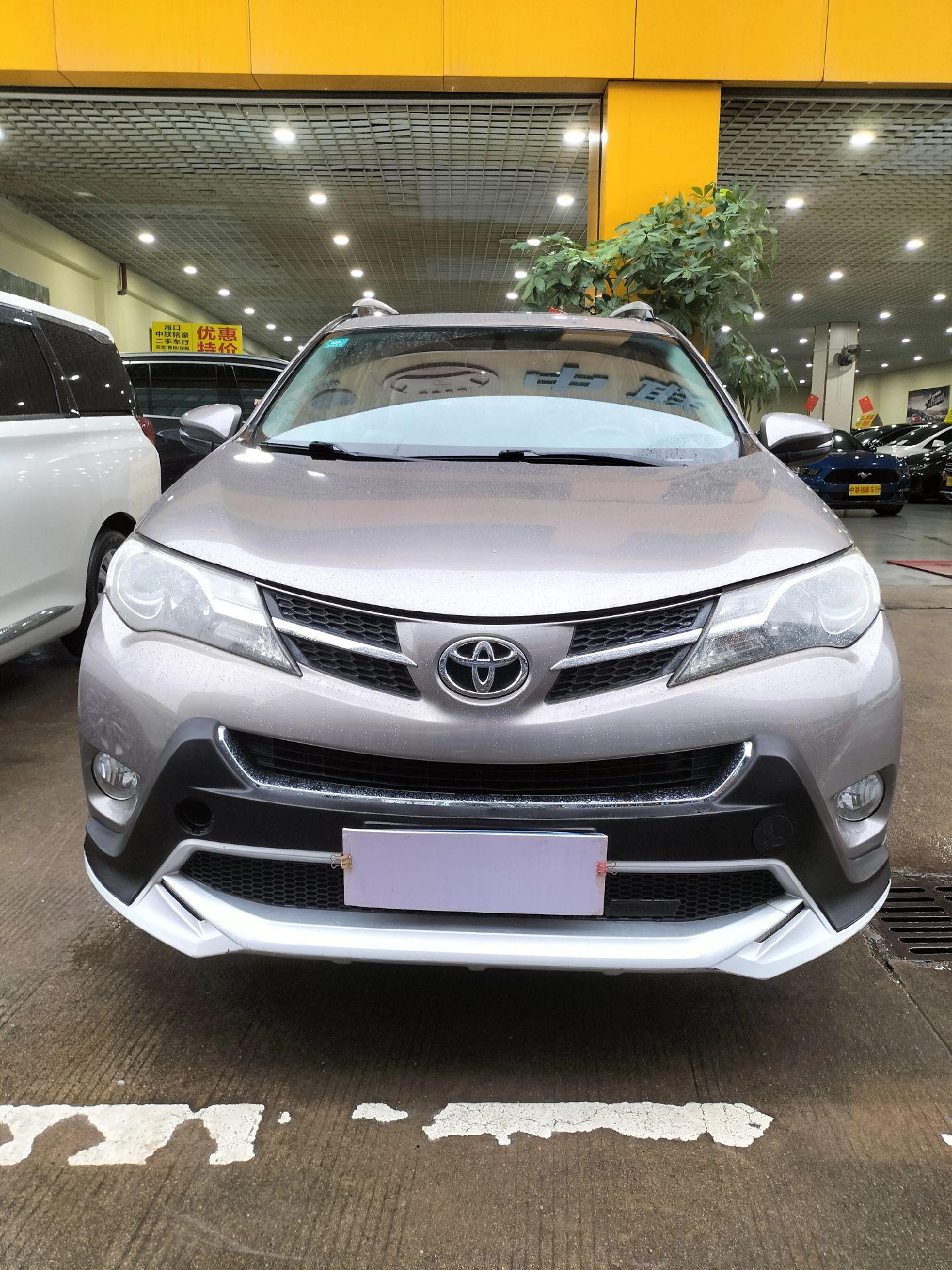 2013款丰田RAV4图片