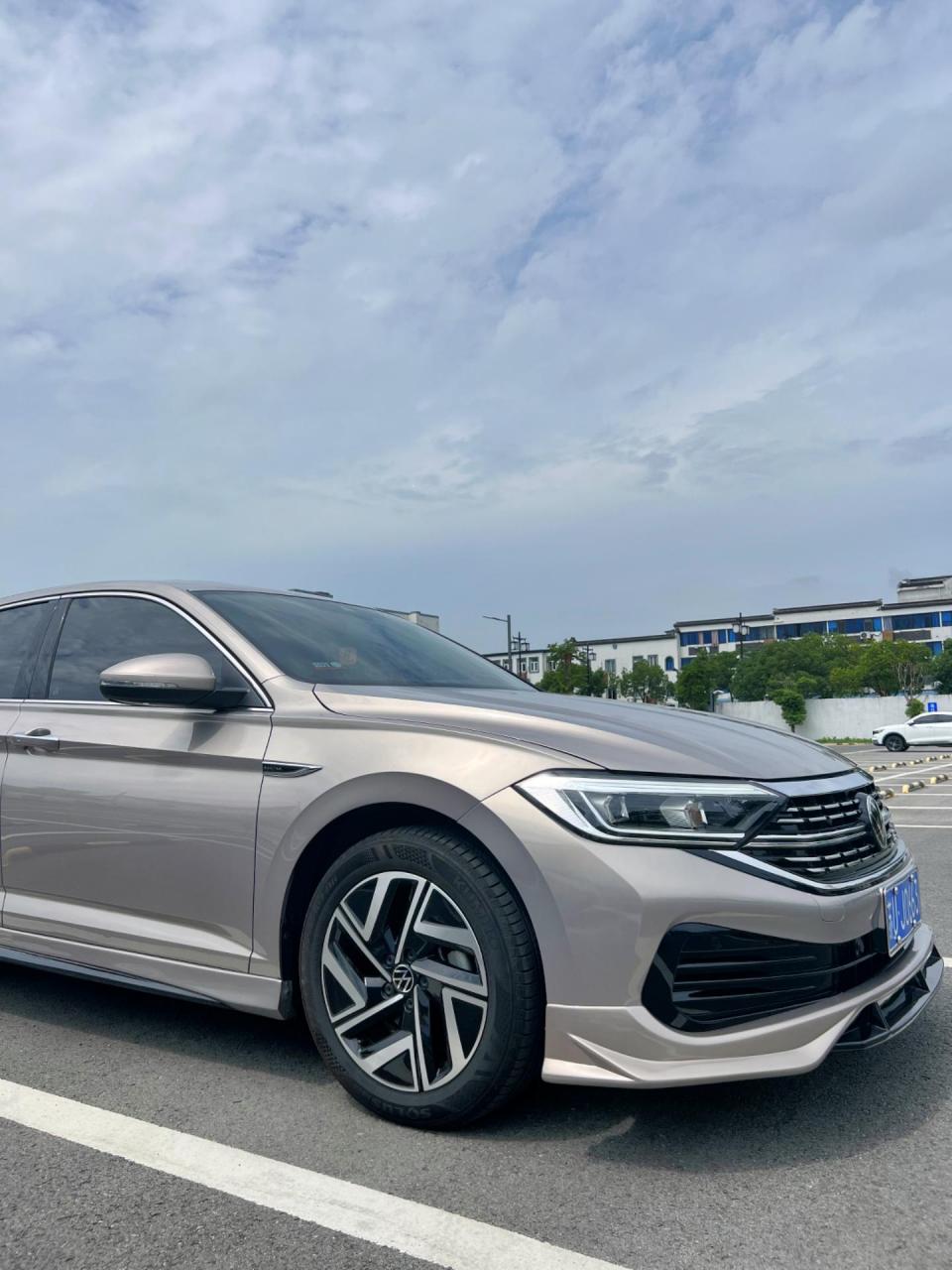 23款速腾海贝金改装案例.