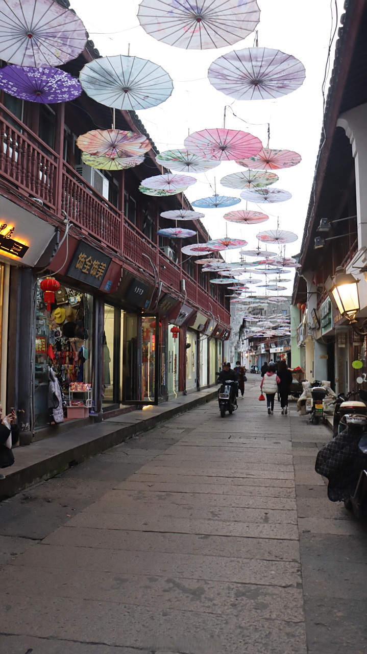 d21 定海古城远离舟山的海岛景区,保留了一些原始风貌,一个小众打卡