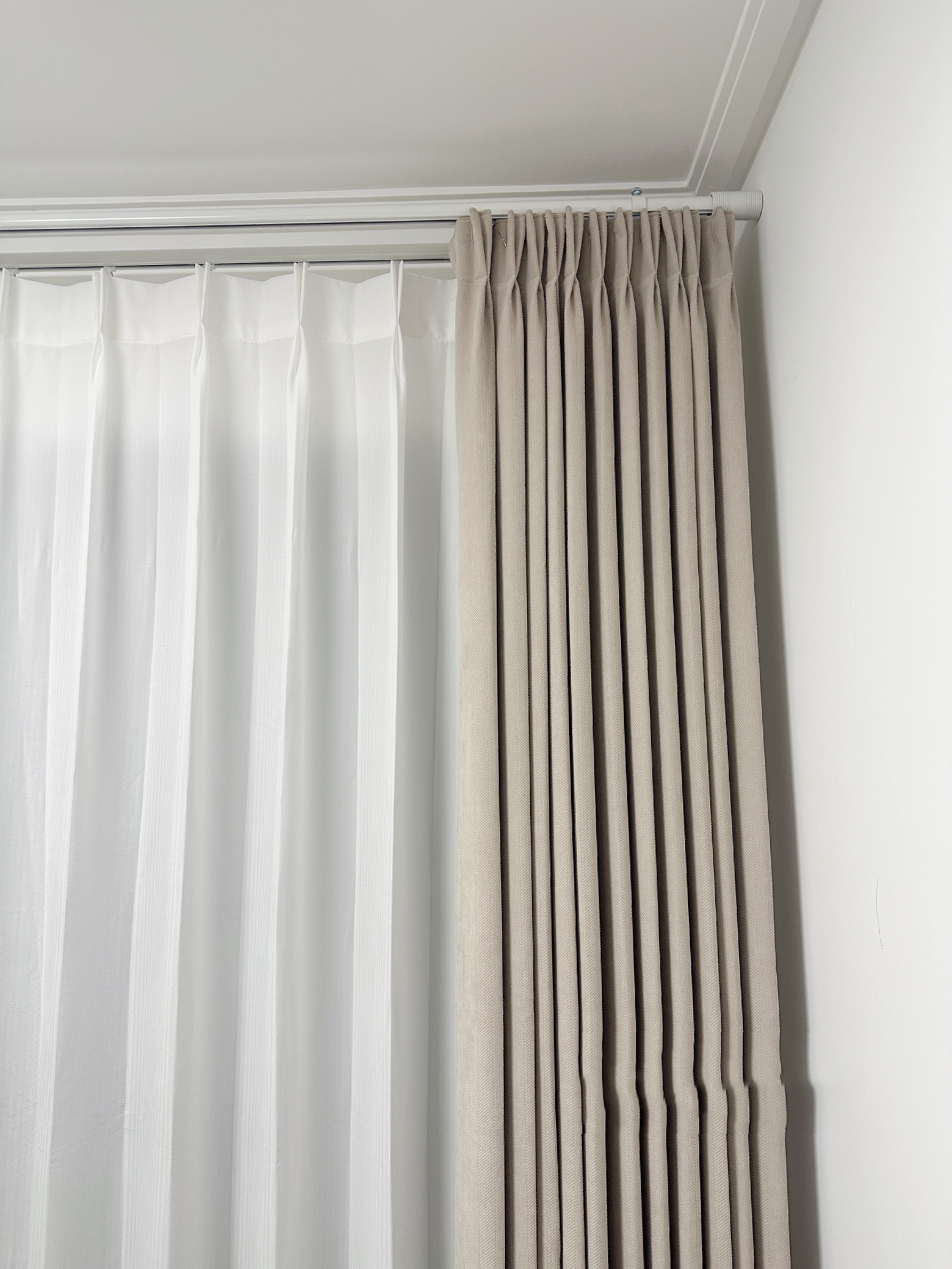 📍坐标郑州丨窗帘推荐丨高颜值罗马杆下滑杆 🆕新款日式极简下滑