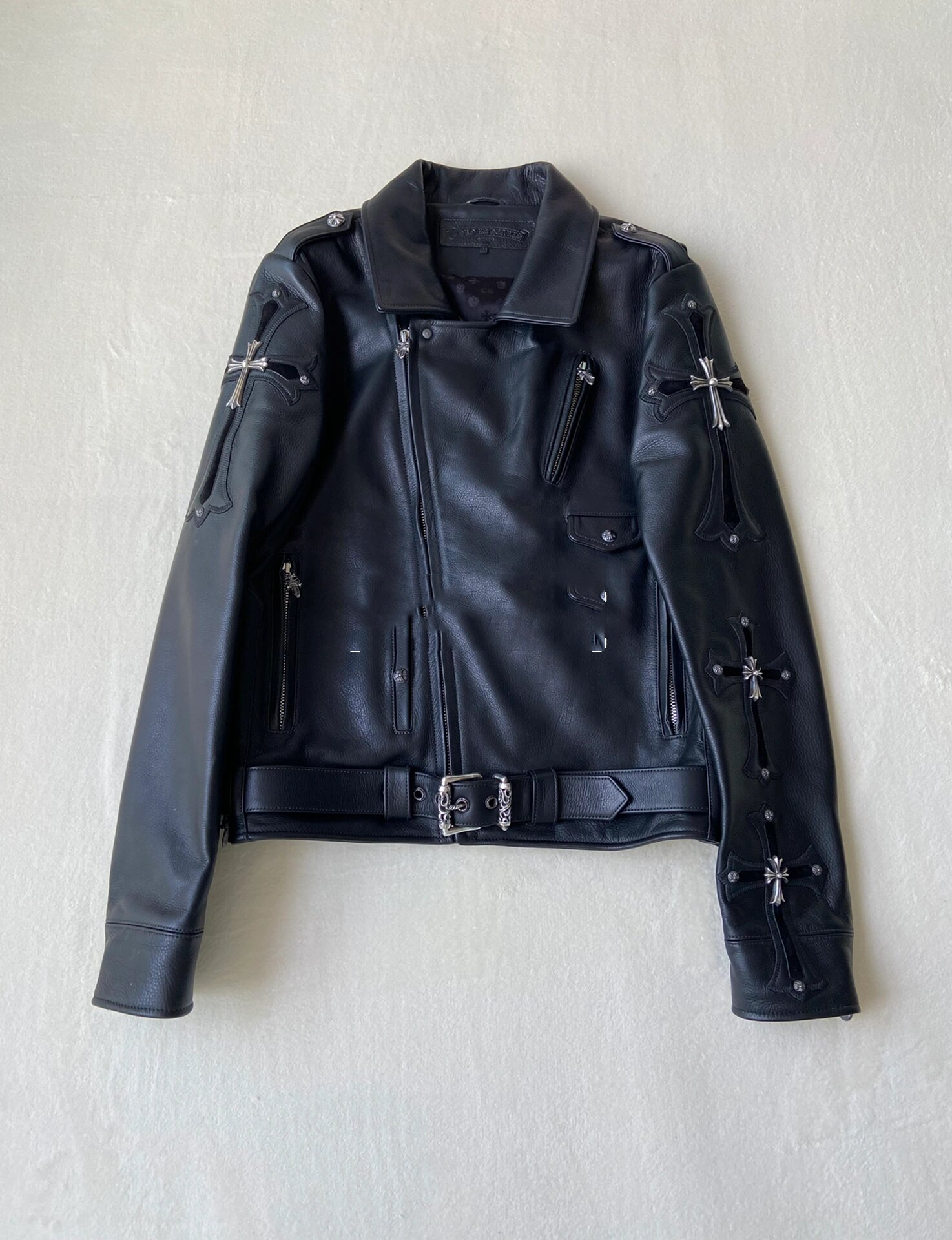 克罗心价值10多万的皮衣?