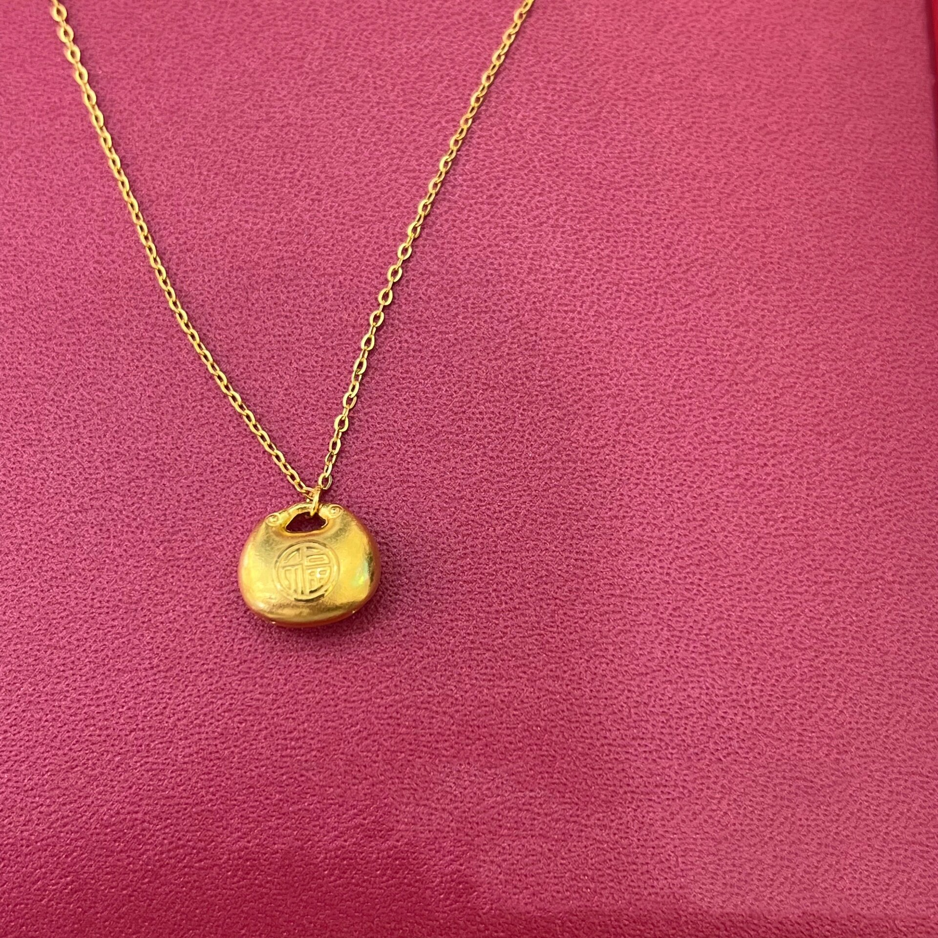 周大生黄金小金福福袋项链 福袋在手,快乐我有~ 可爱的黄金小福袋 装