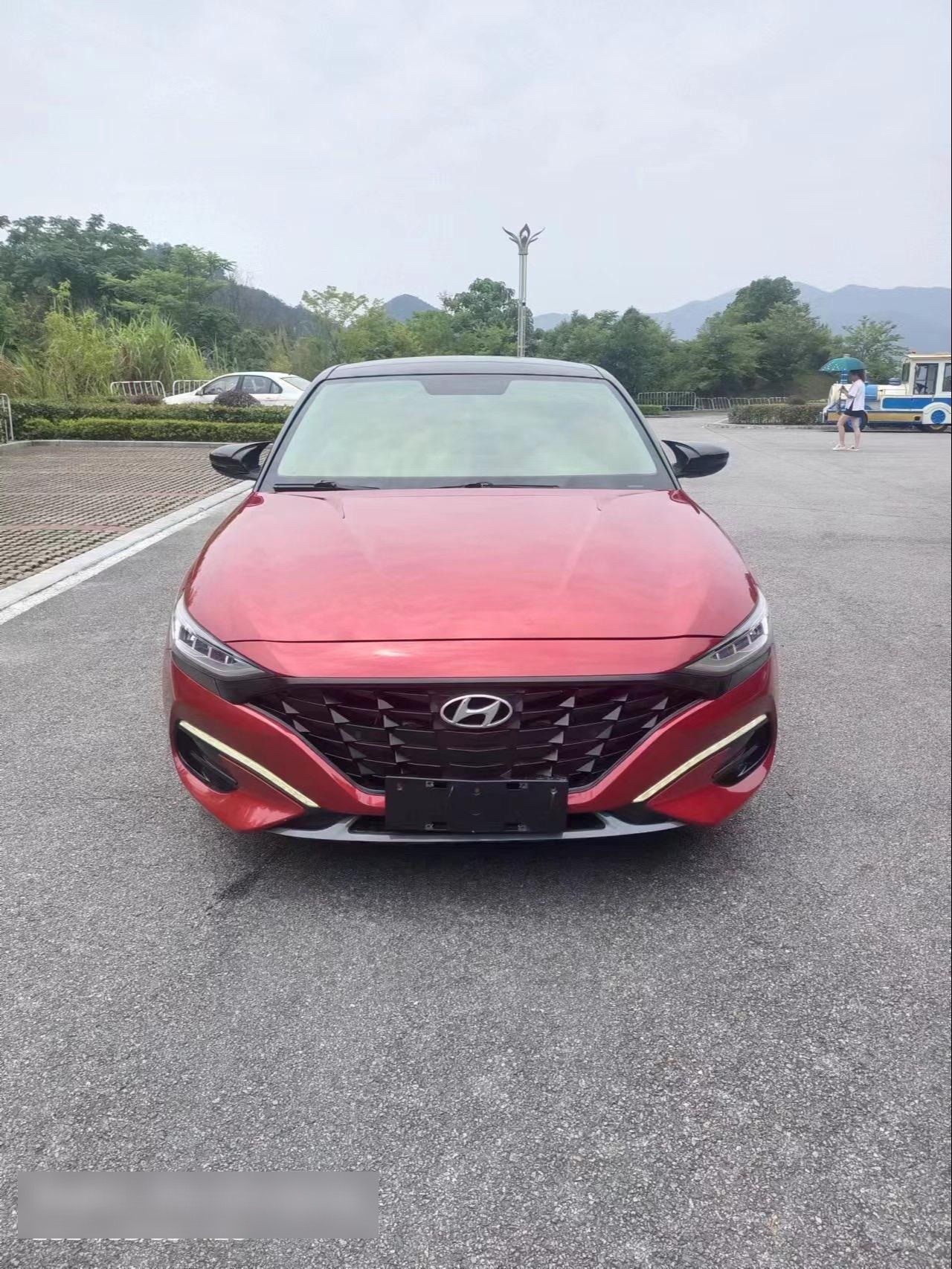 现代菲斯塔1.6t 智速版,裸车14万多,表显8.