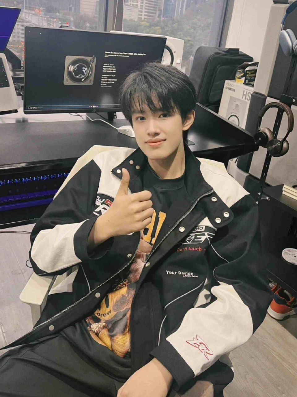 tf家族三代之买得起同款衣服春秋篇 我也是根据图片寻找的可能会有