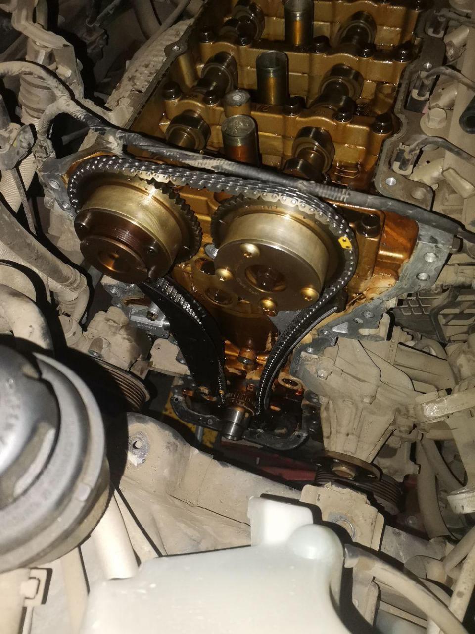 现代ix35更换正时链条.