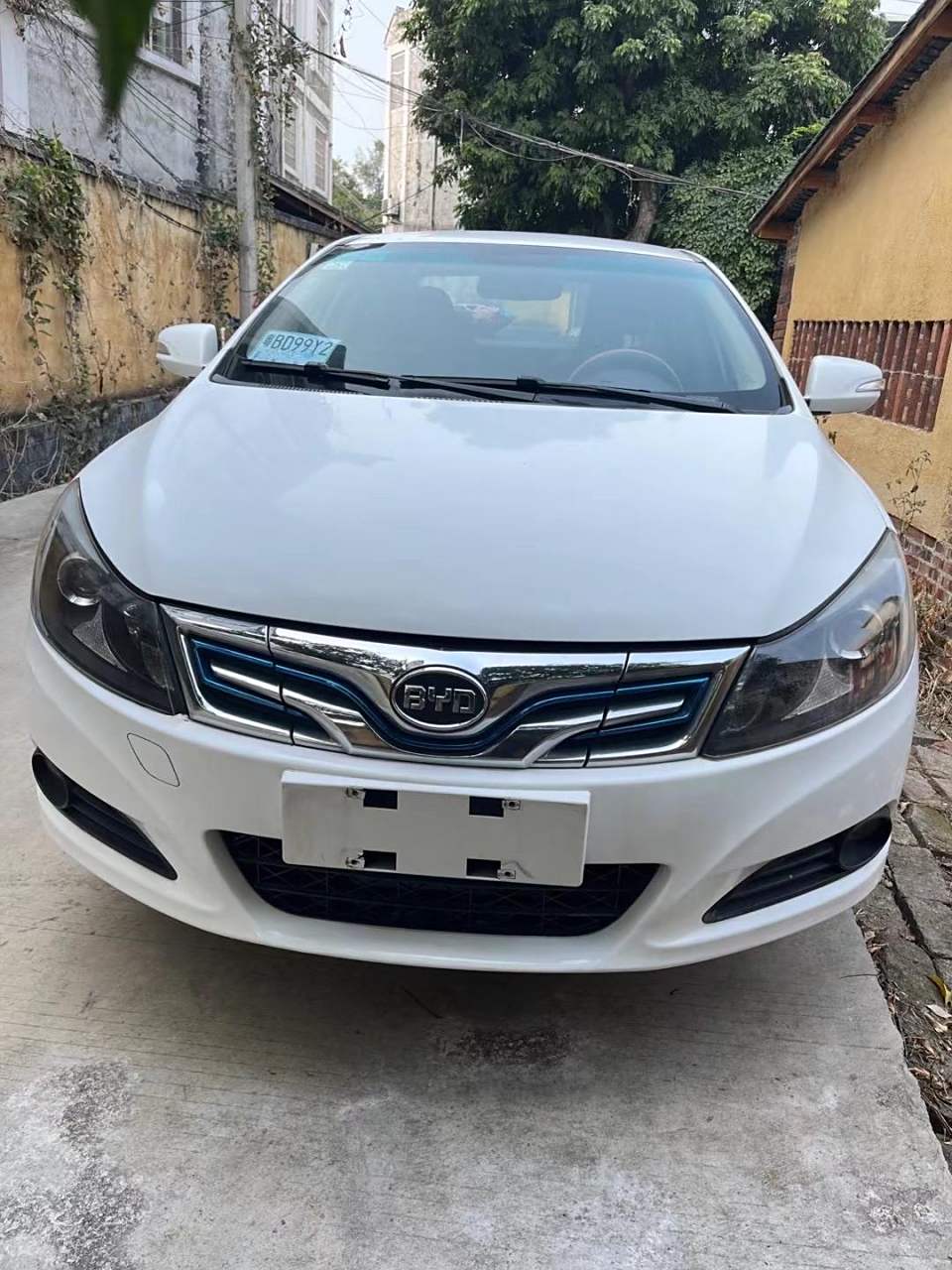 18年比亚迪e5 405续航 已换全新电池包 !无事故水泡 4条新胎