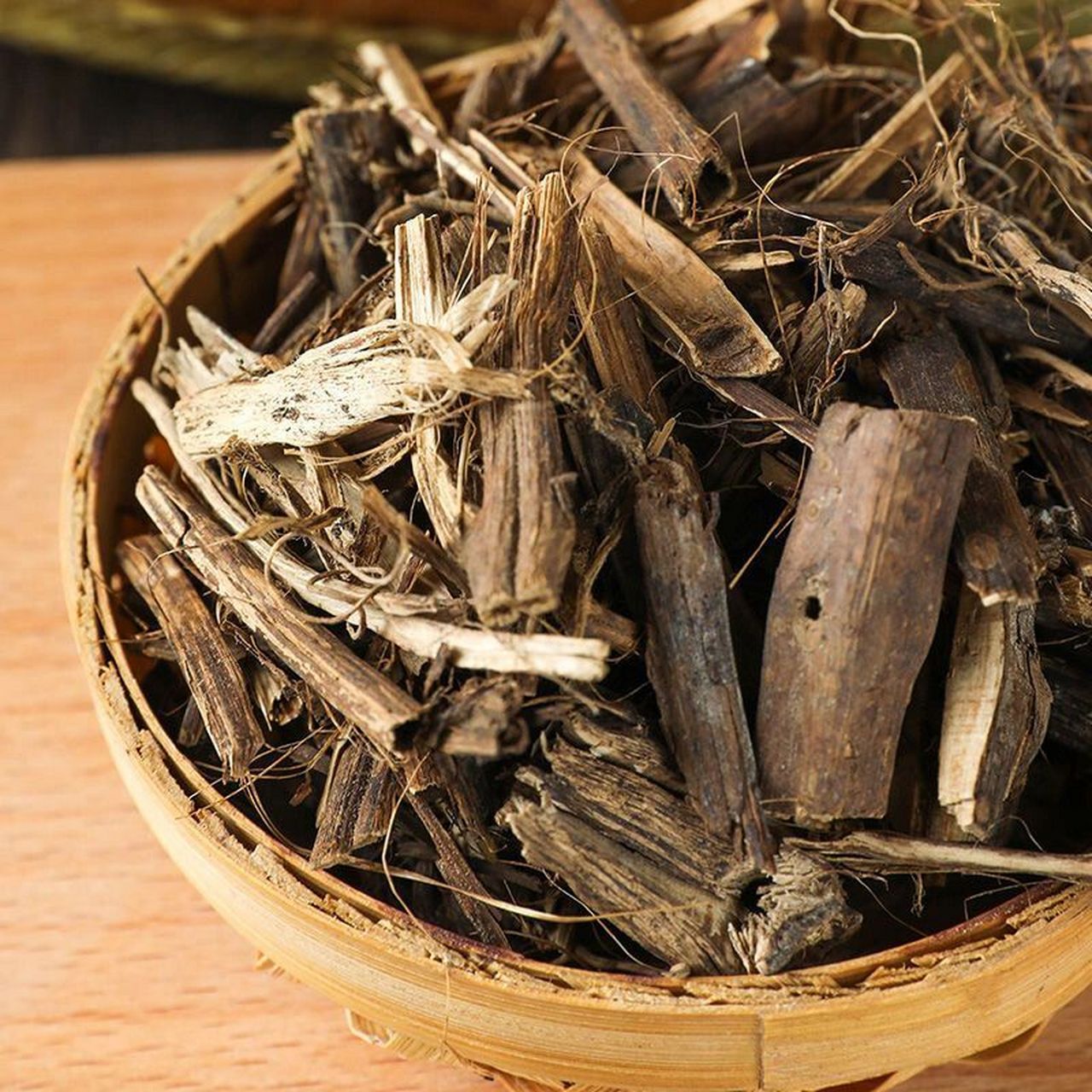 认识一味中药～排草 排草具有清热解毒,祛风除湿,消肿止痛的功效.