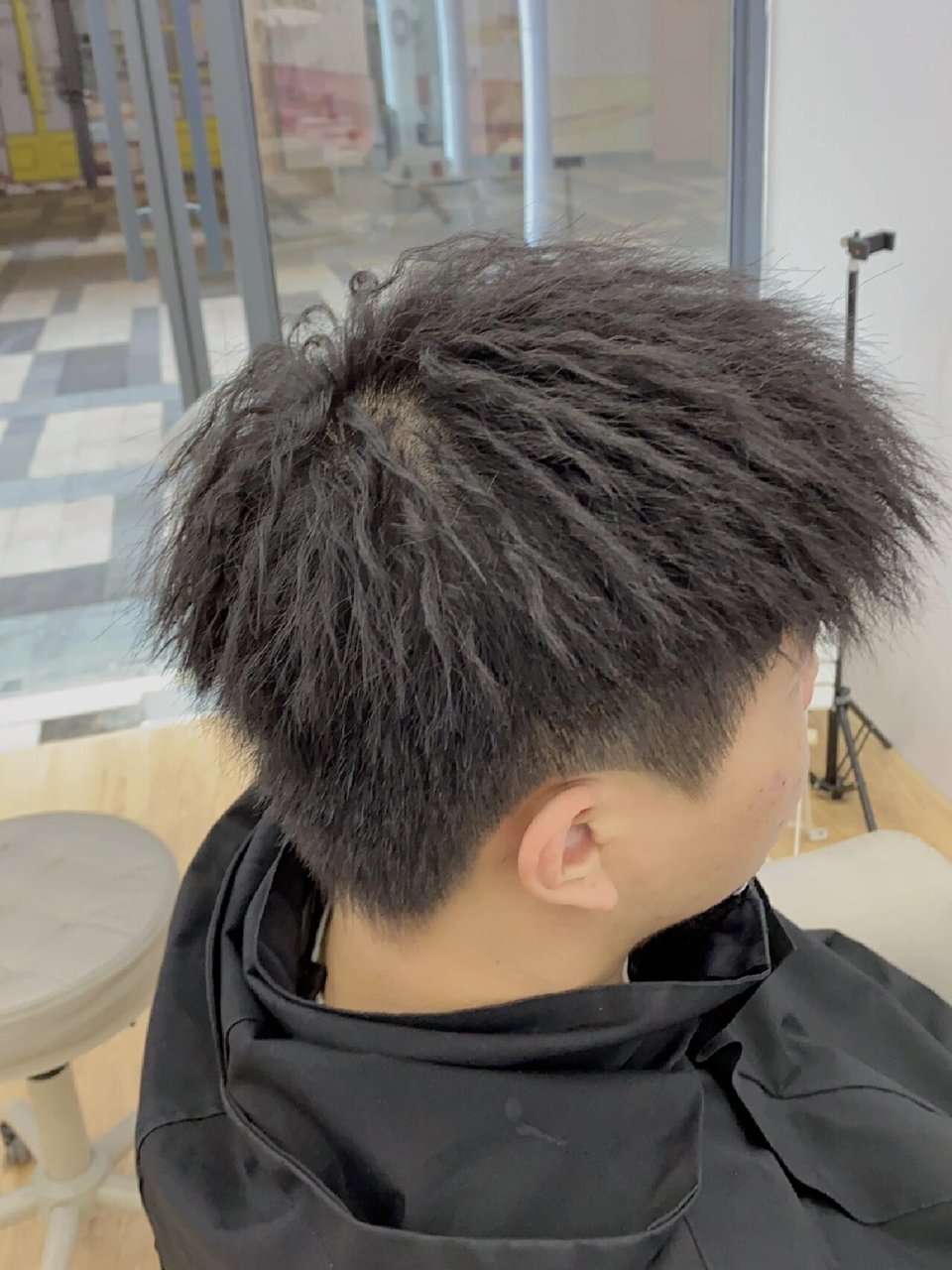 锡纸烫发型图片男生 99 锡纸烫发型,男生们的潮流新宠!