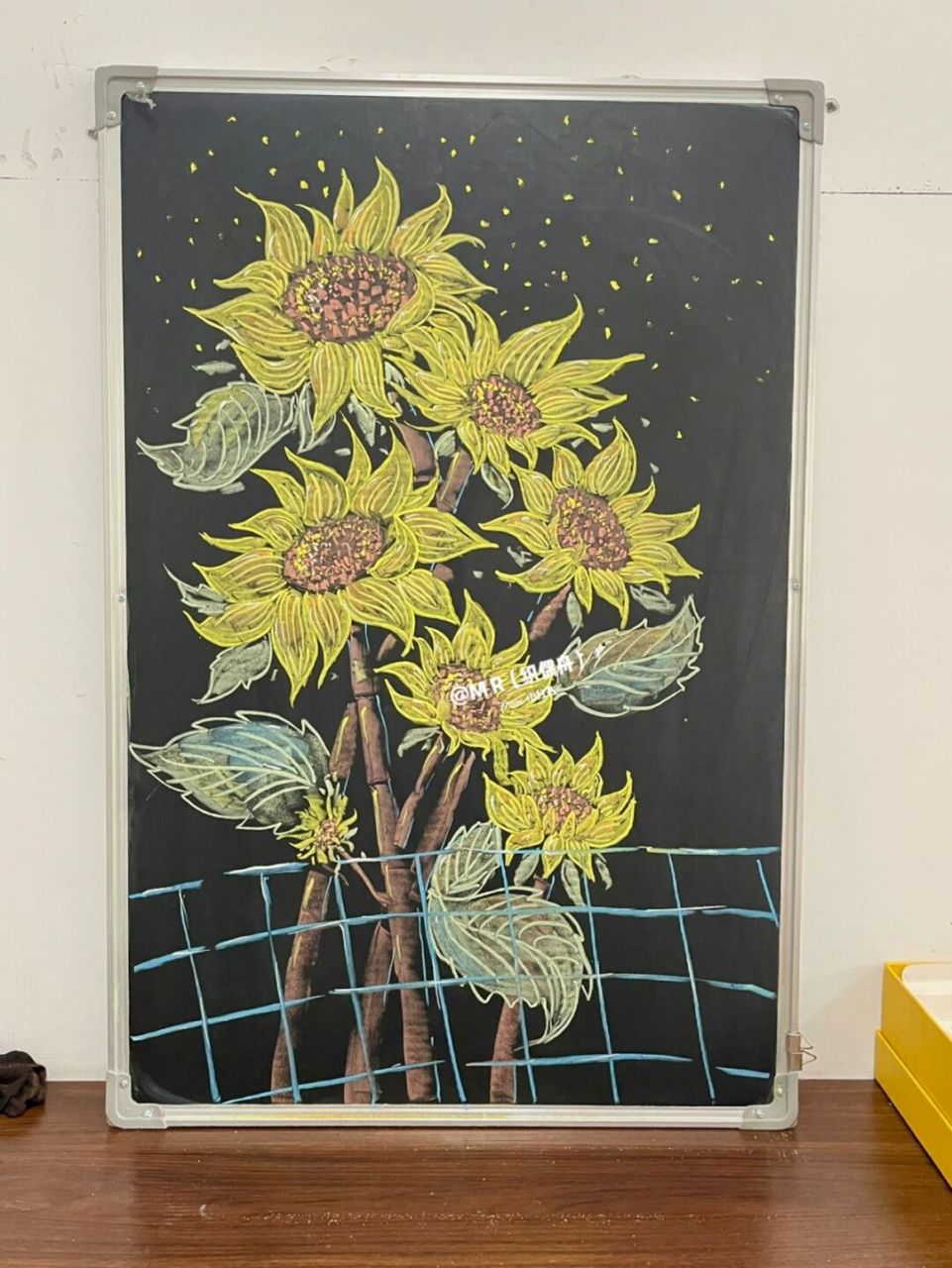 笔记灵感# #黑板报# #黑板报素材# #粉笔画# #向日葵# #黑板报边框