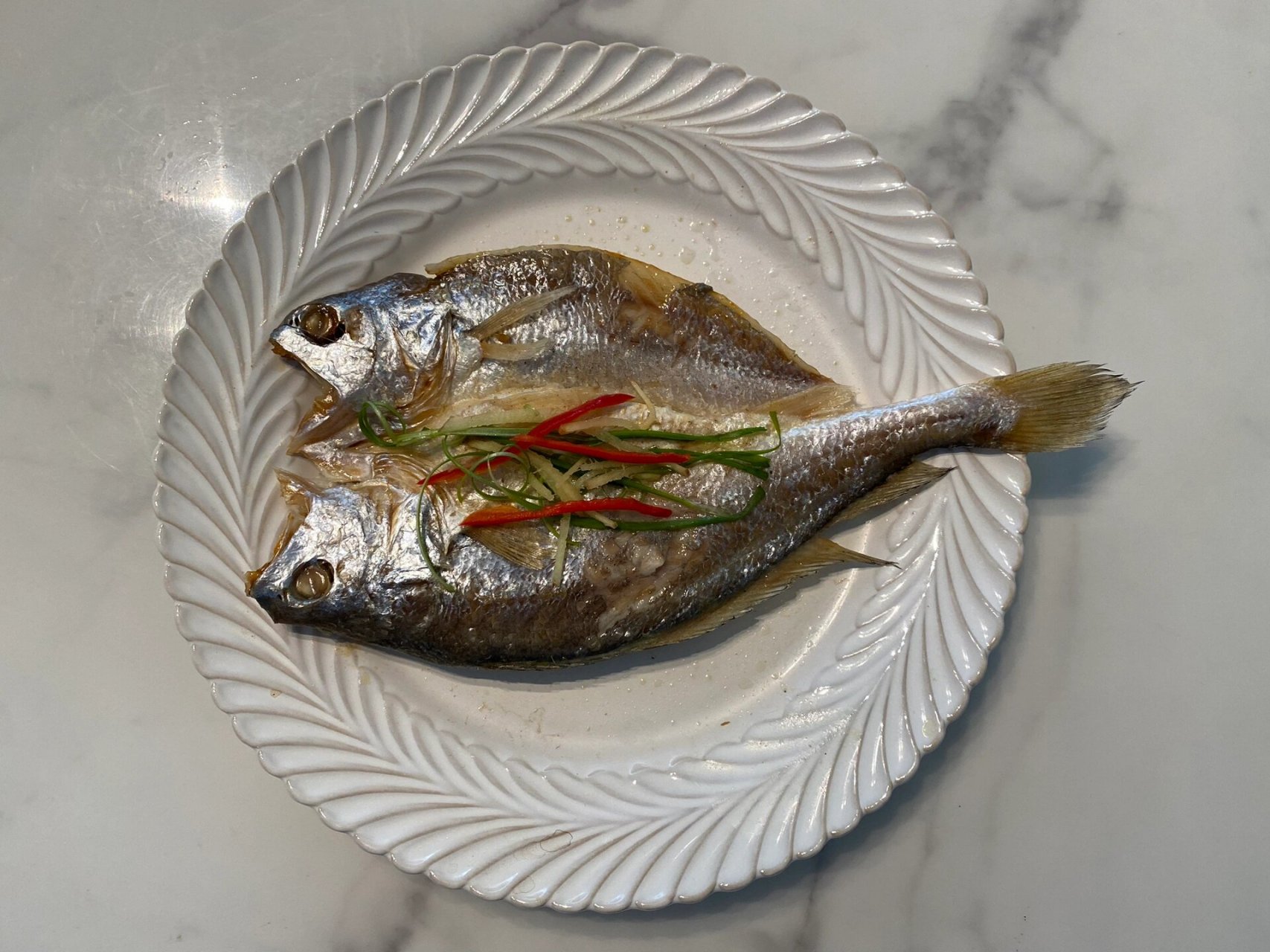 清蒸黄鱼鲞(江浙味道) 鲞,念作"xiang"(第三声,同音想),将新鲜的鱼去