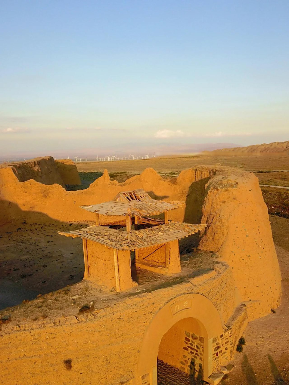 世界最后最后一座大漠龟城 永泰古城,现址甘肃景泰县寺滩乡,修筑于明