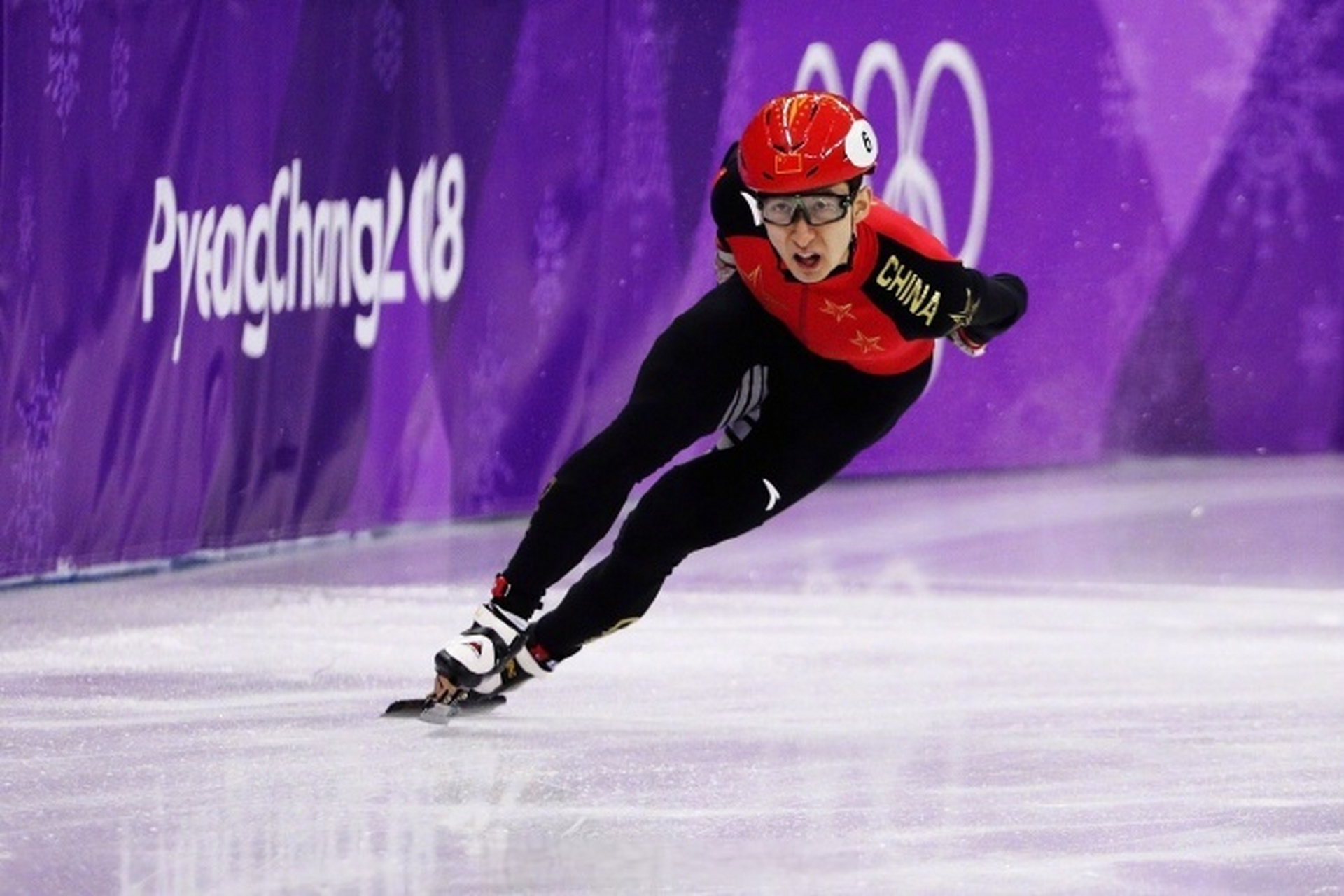 平昌冬奥会首金图片