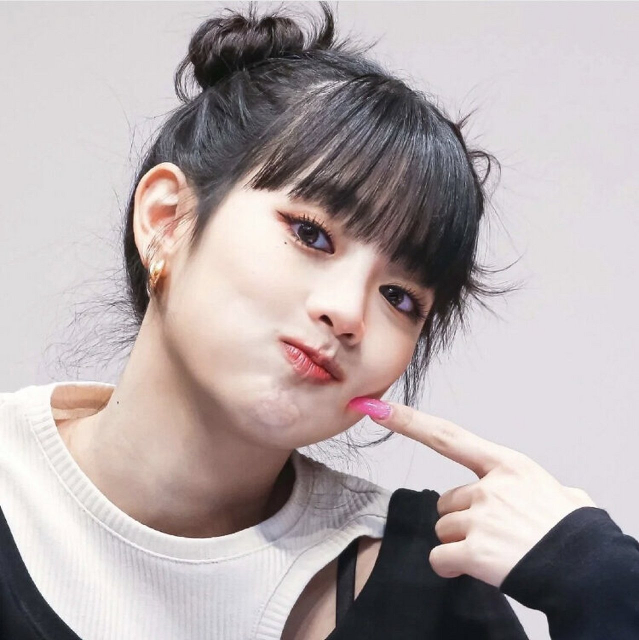 minnie 金米妮 小颗粒95头像