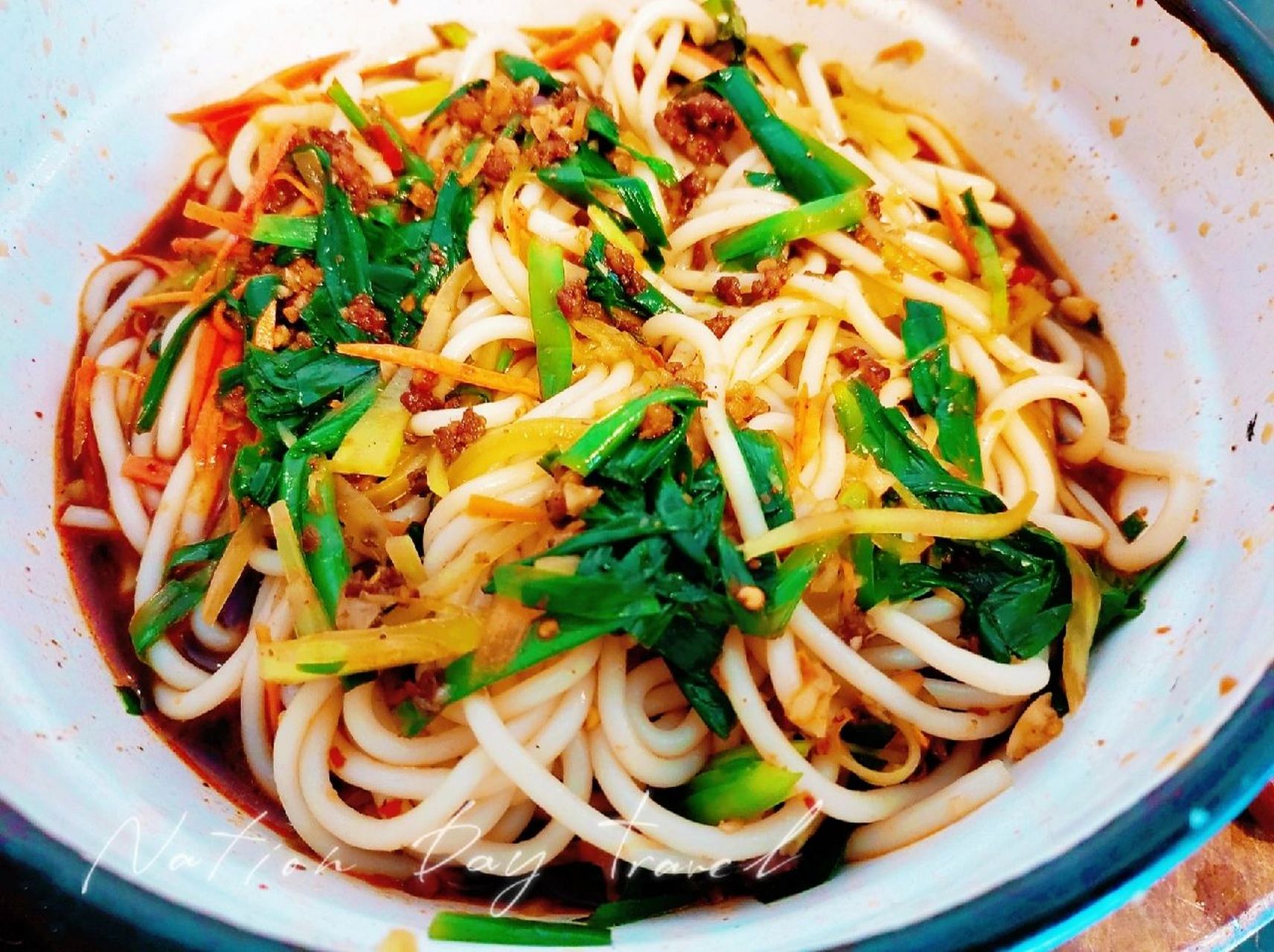 滇味凉米线~自制酸酸甜甜老滇味  米线是云南人最爱吃的吧 夏天虽然冻