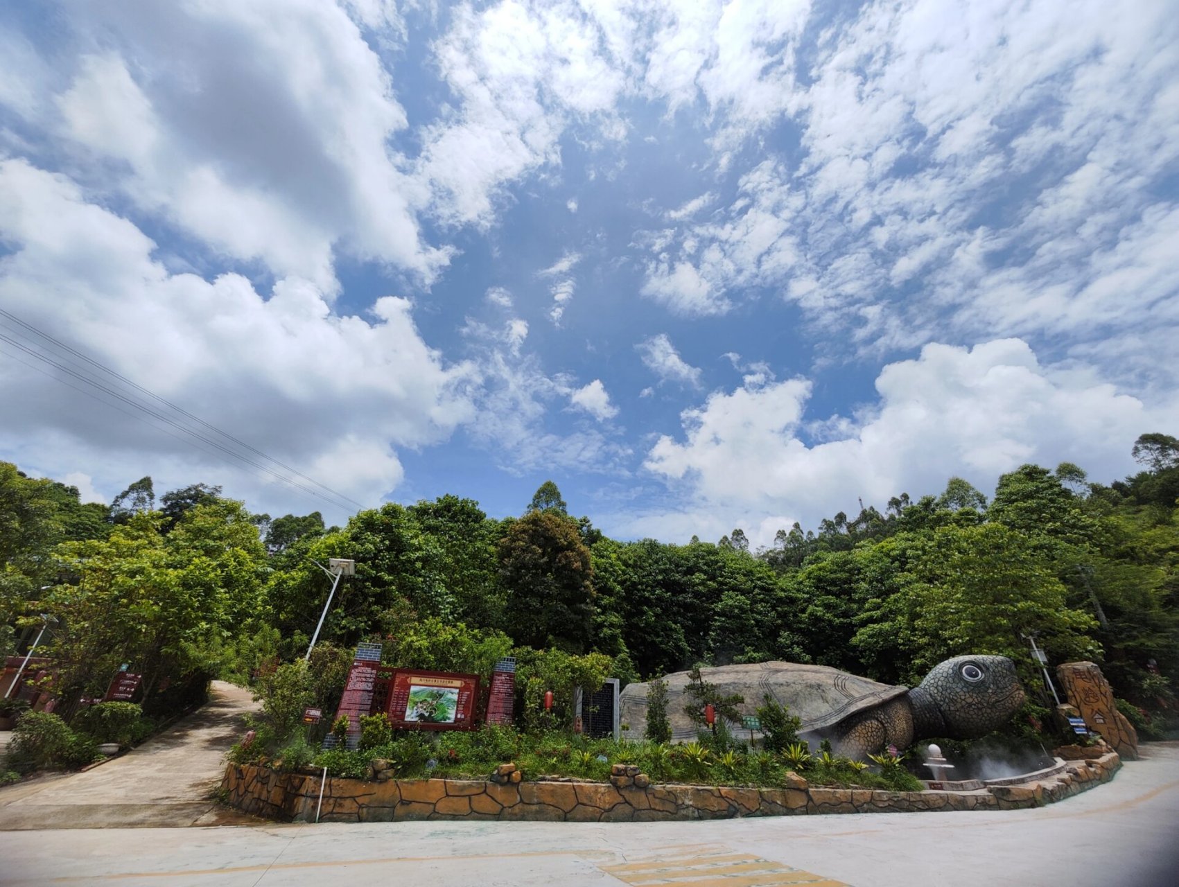 陆川龟岭谷 小众景点:陆川龟岭谷.