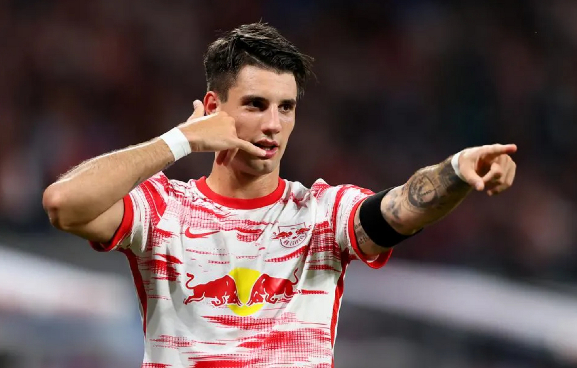 【索博斯洛伊将加盟利物浦】据知名转会记者罗马诺报