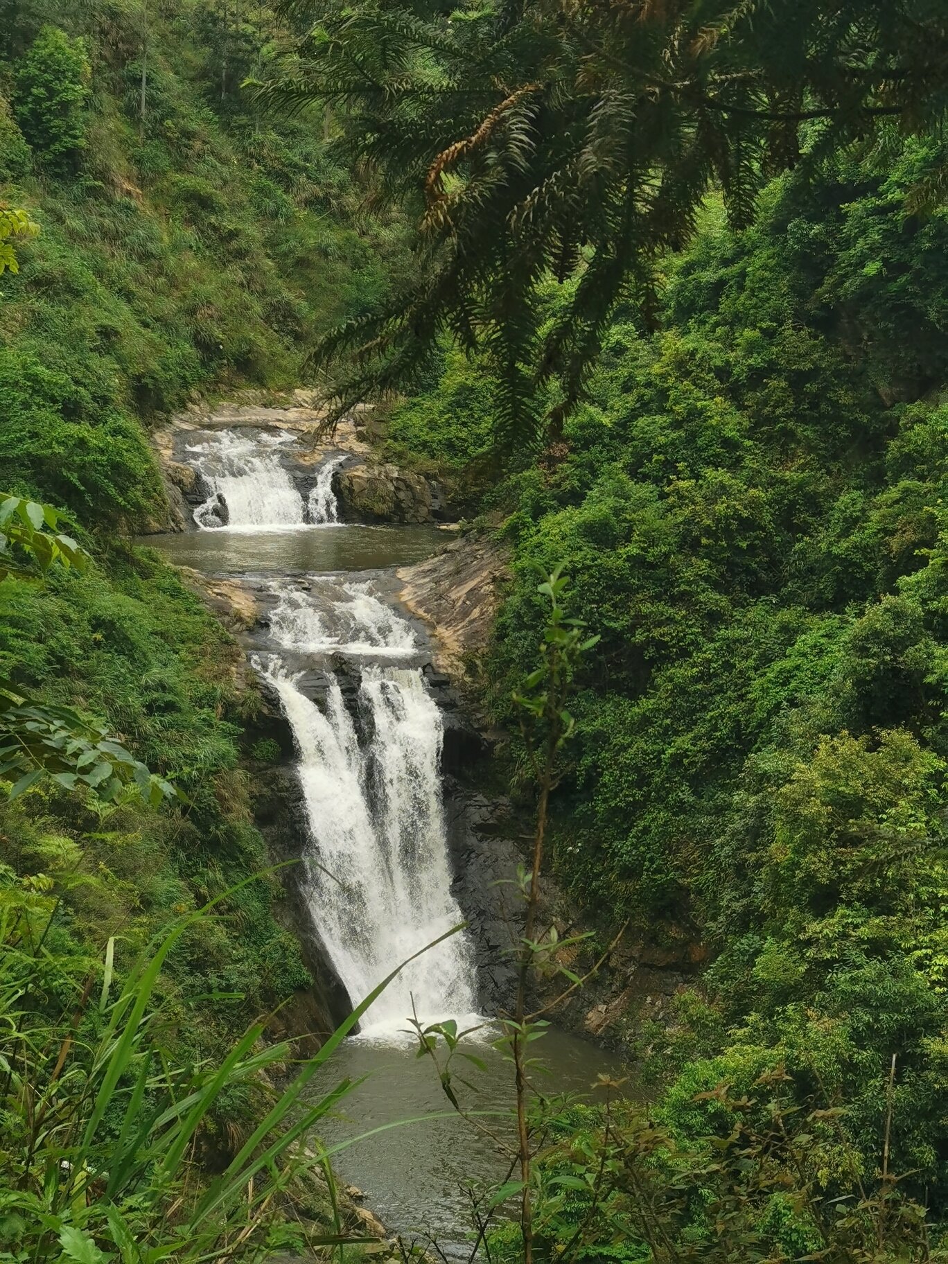 【贵州黔东南  六十丈瀑布】 99贵州省黔东南天柱县石洞镇六十丈洞