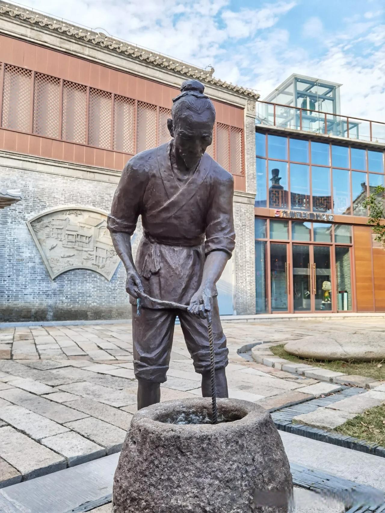 吃水不忘挖井人,对比古人那最古老的手段,不得不感叹我们生活在科技