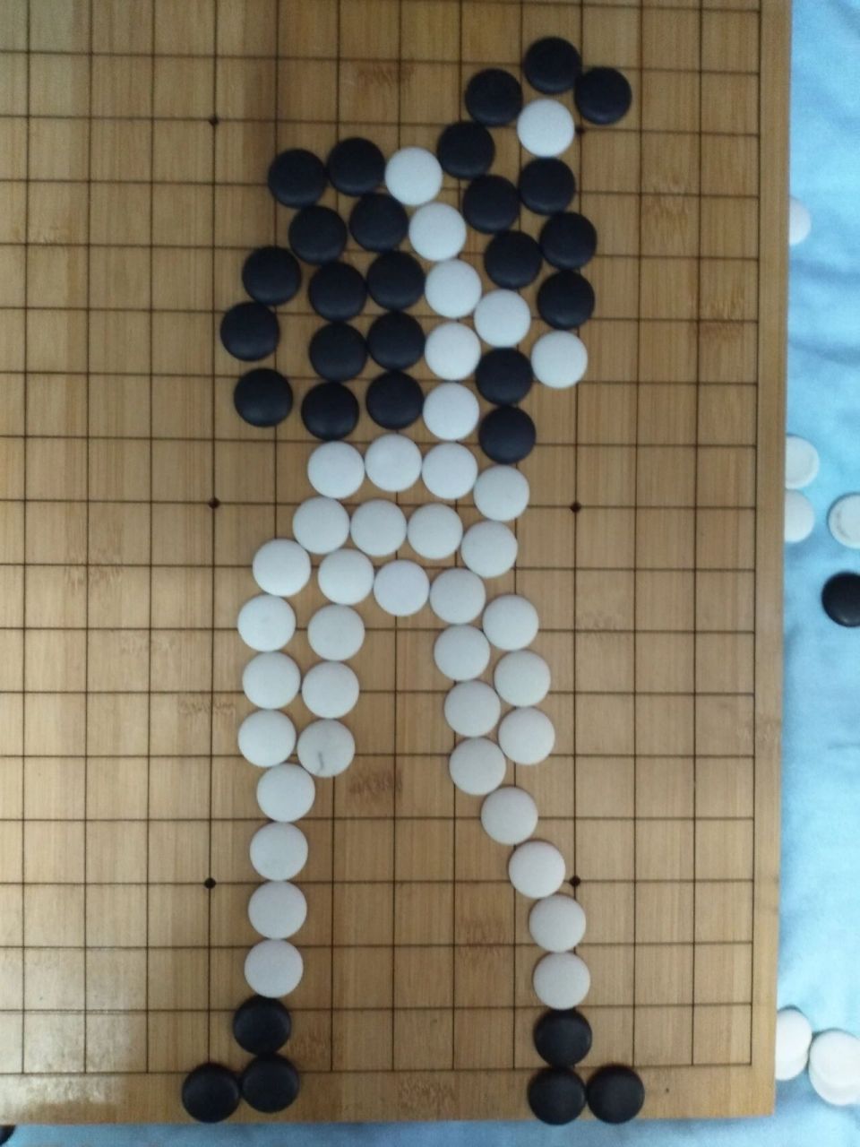 我用五子棋,摆的坤坤 不喜勿喷