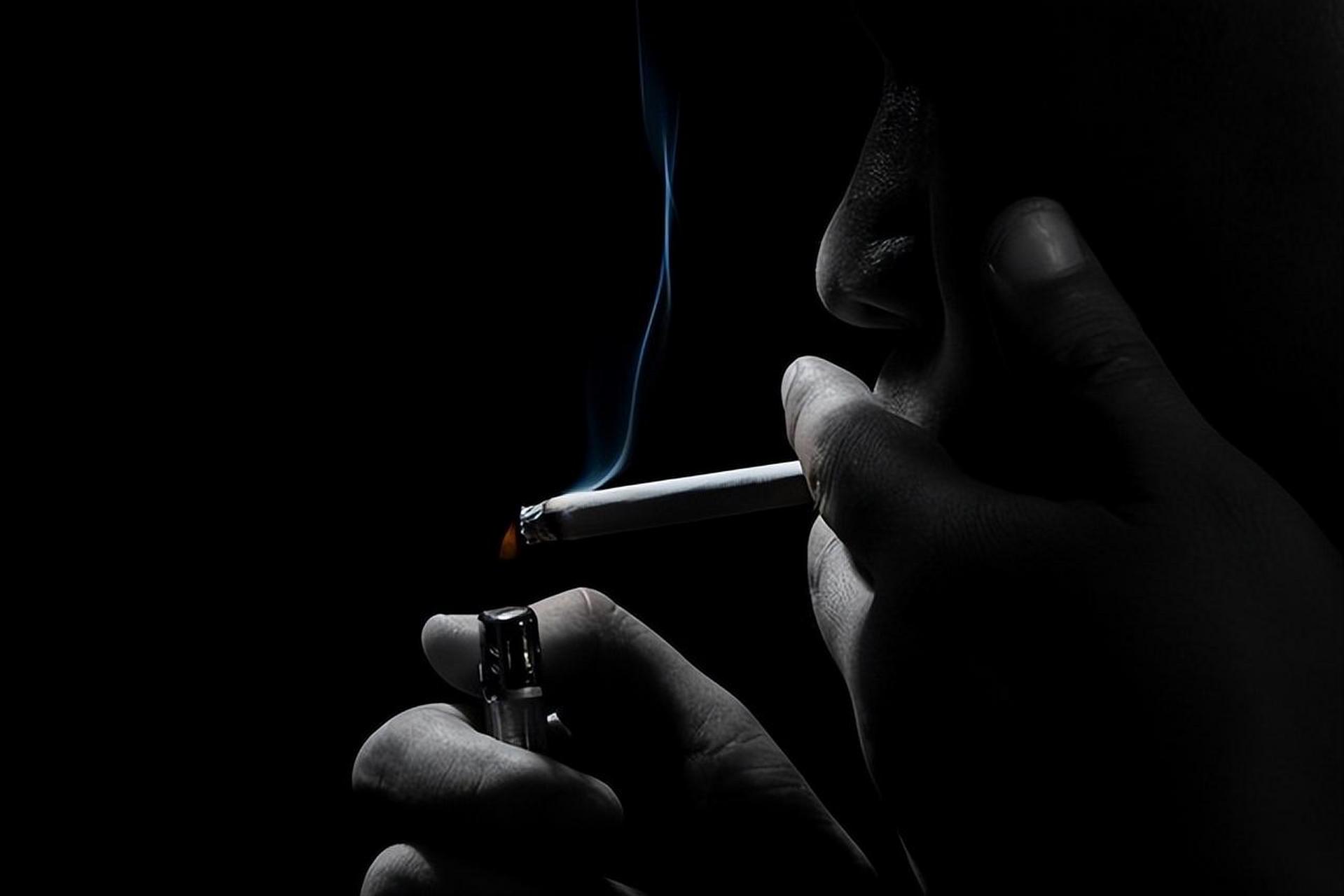 香烟里的尼古丁根本不致癌,吸烟有害健康是错的?