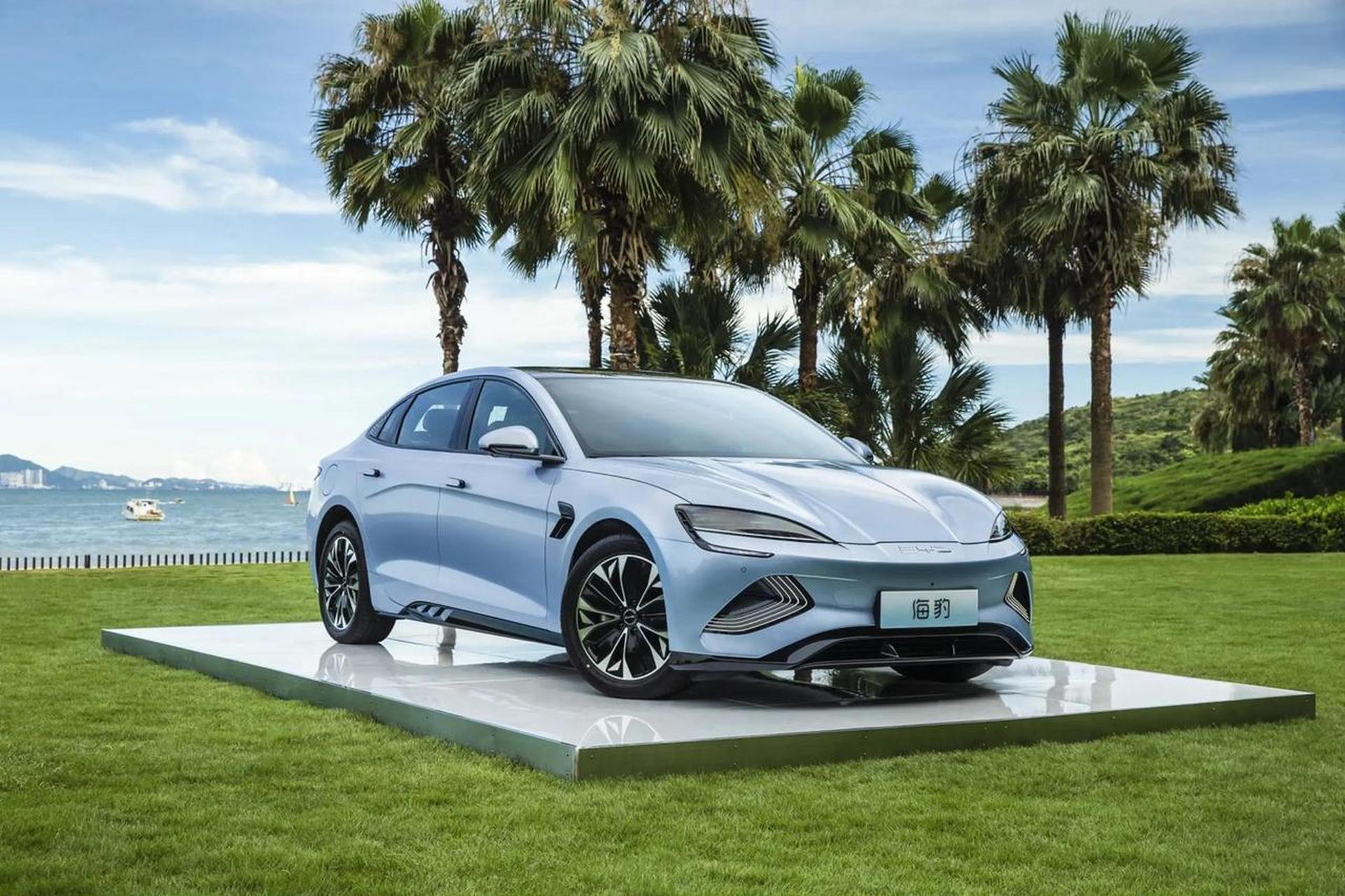 比亚迪海豹的dm-i(插混)车型来了,纯电续航200km,馈电油耗3.